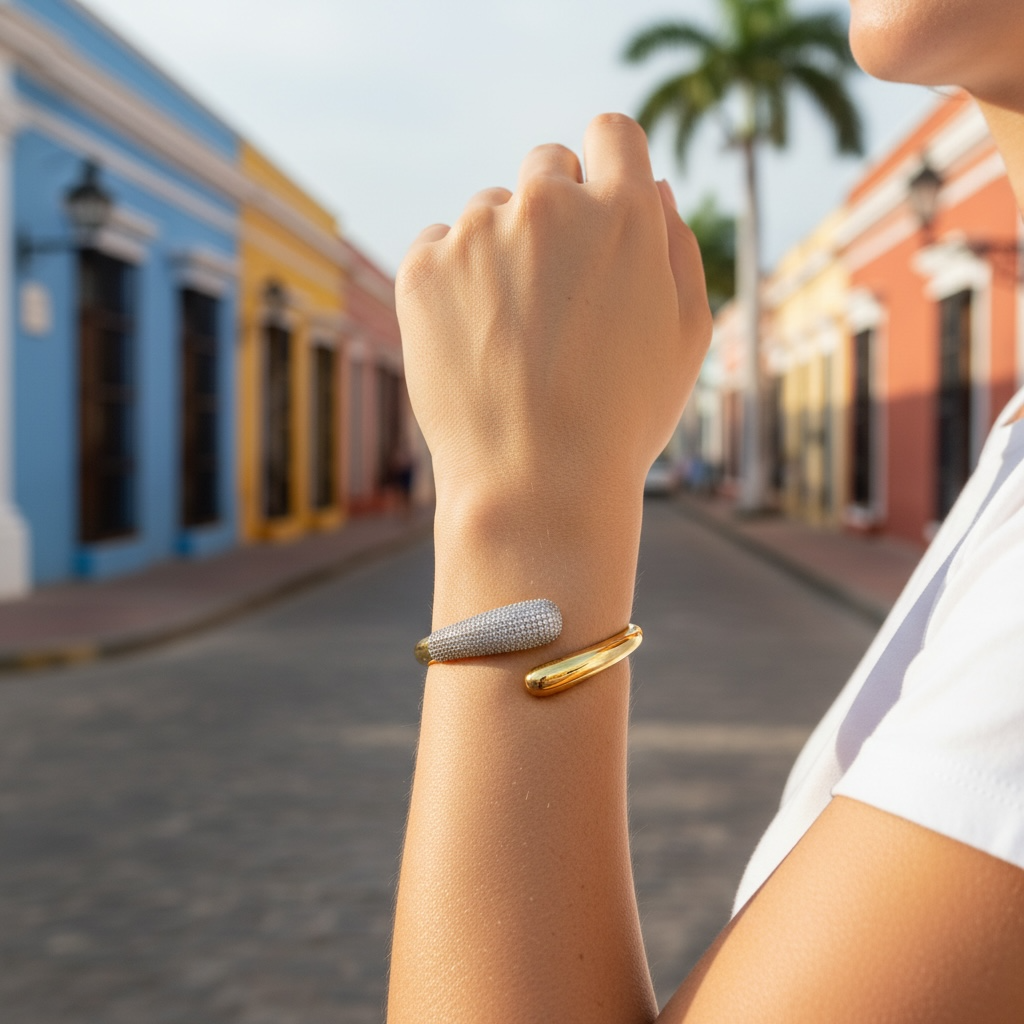 ✨ Luxe Radiance Gold & Silver Cuff Bracelet ✨