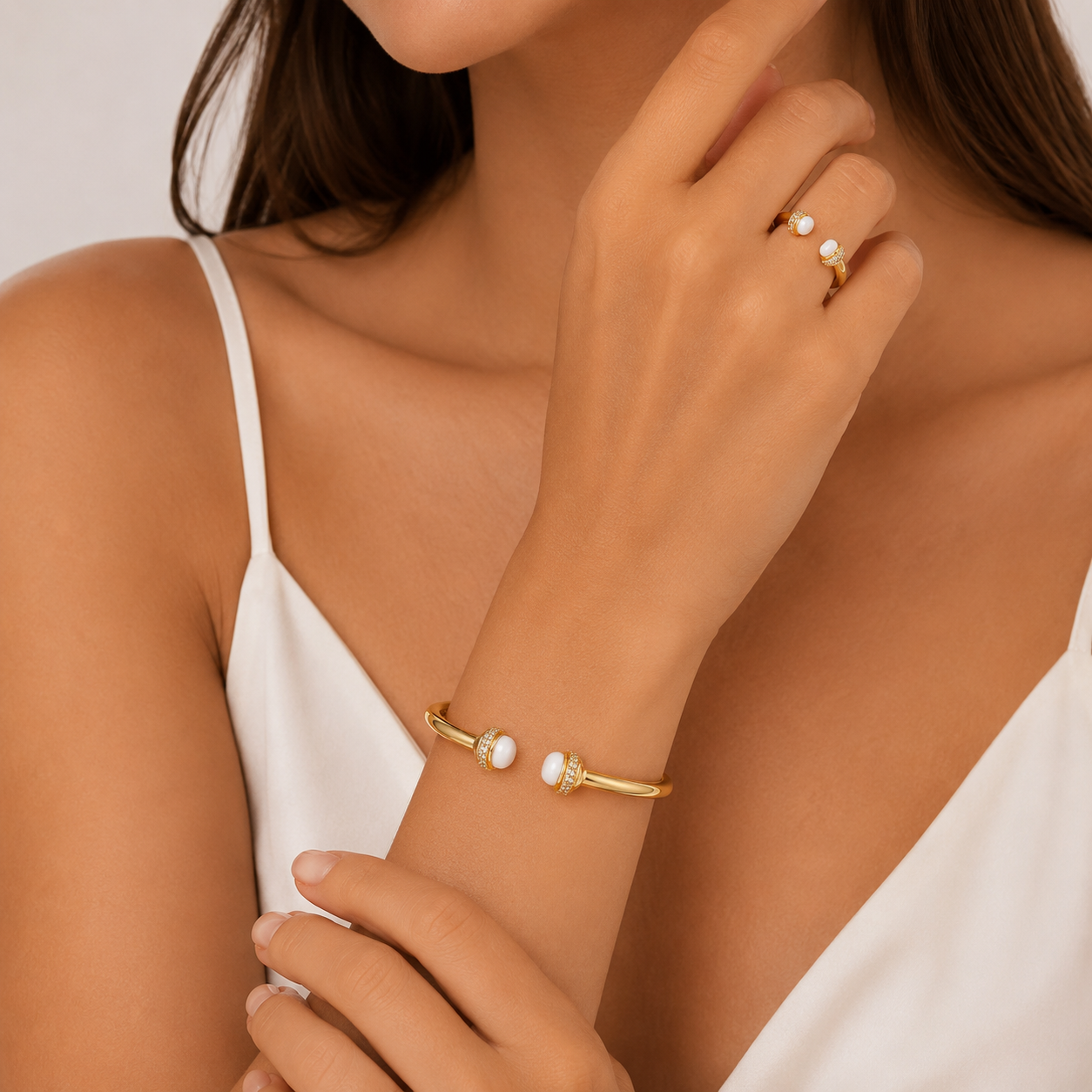 Gemstone himo Elegance Bangle & Ring Set