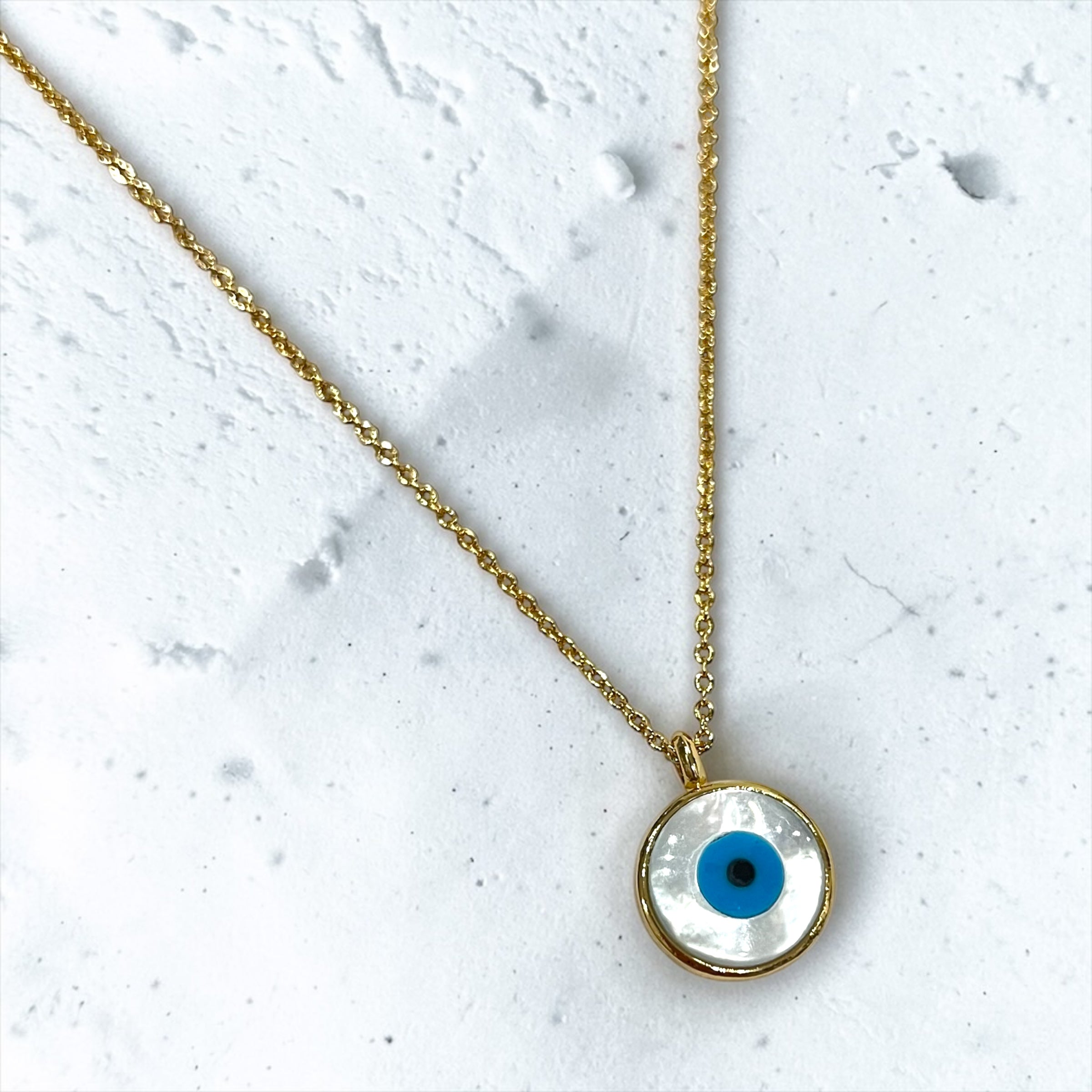 Golden Aura Necklace – Evil Eye Guardian"