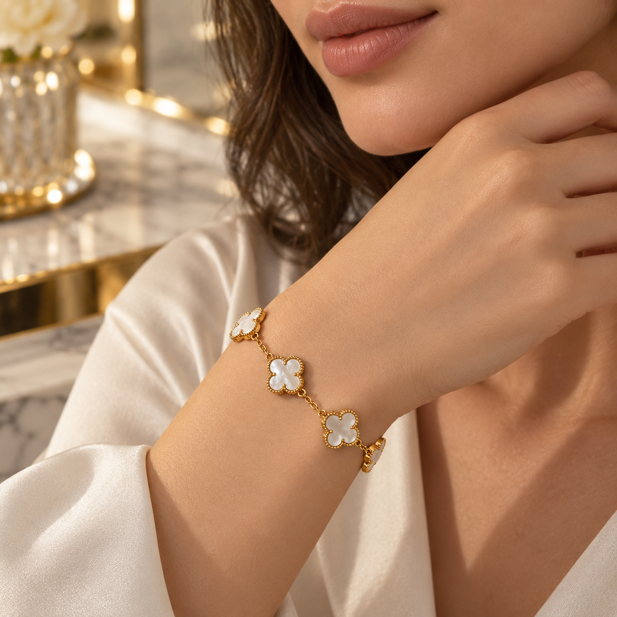 Seda Clover Bracelet – Elegance in Every Shade