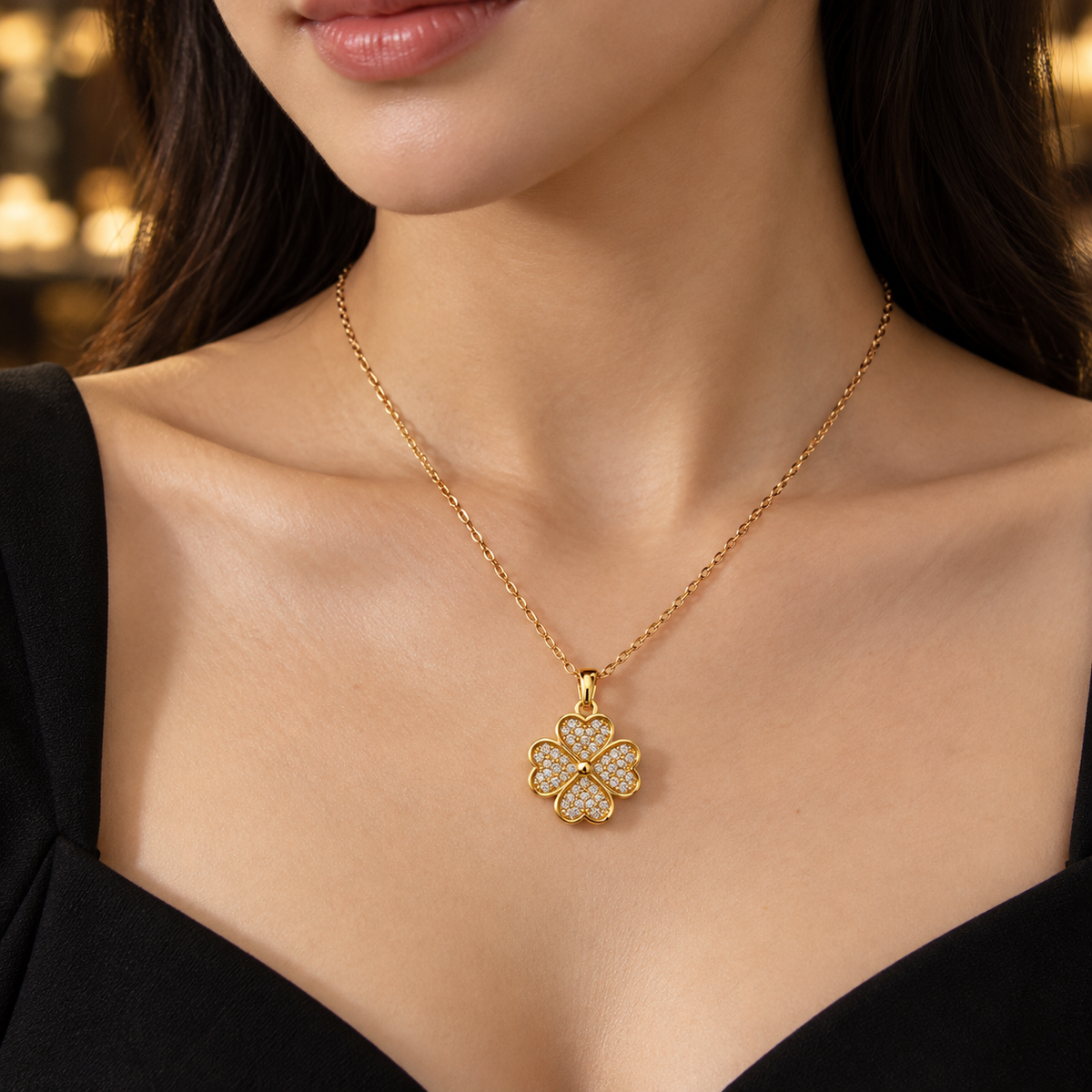 Lucky spinner Clover Necklace