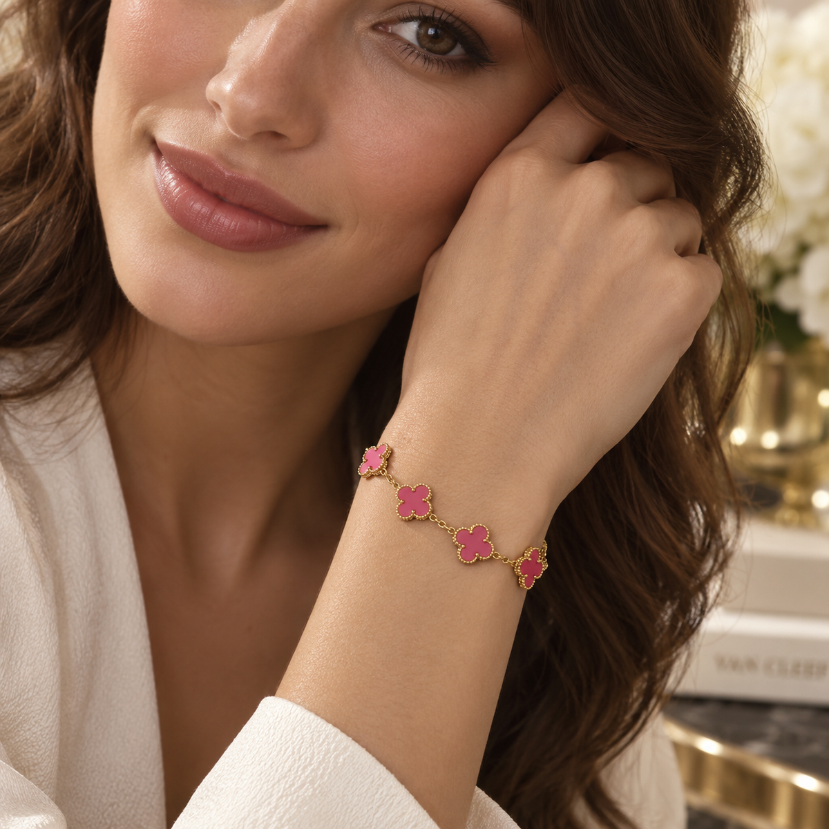 Vip Clover Enamel Bracelet – Sweet & Timeless ✨
