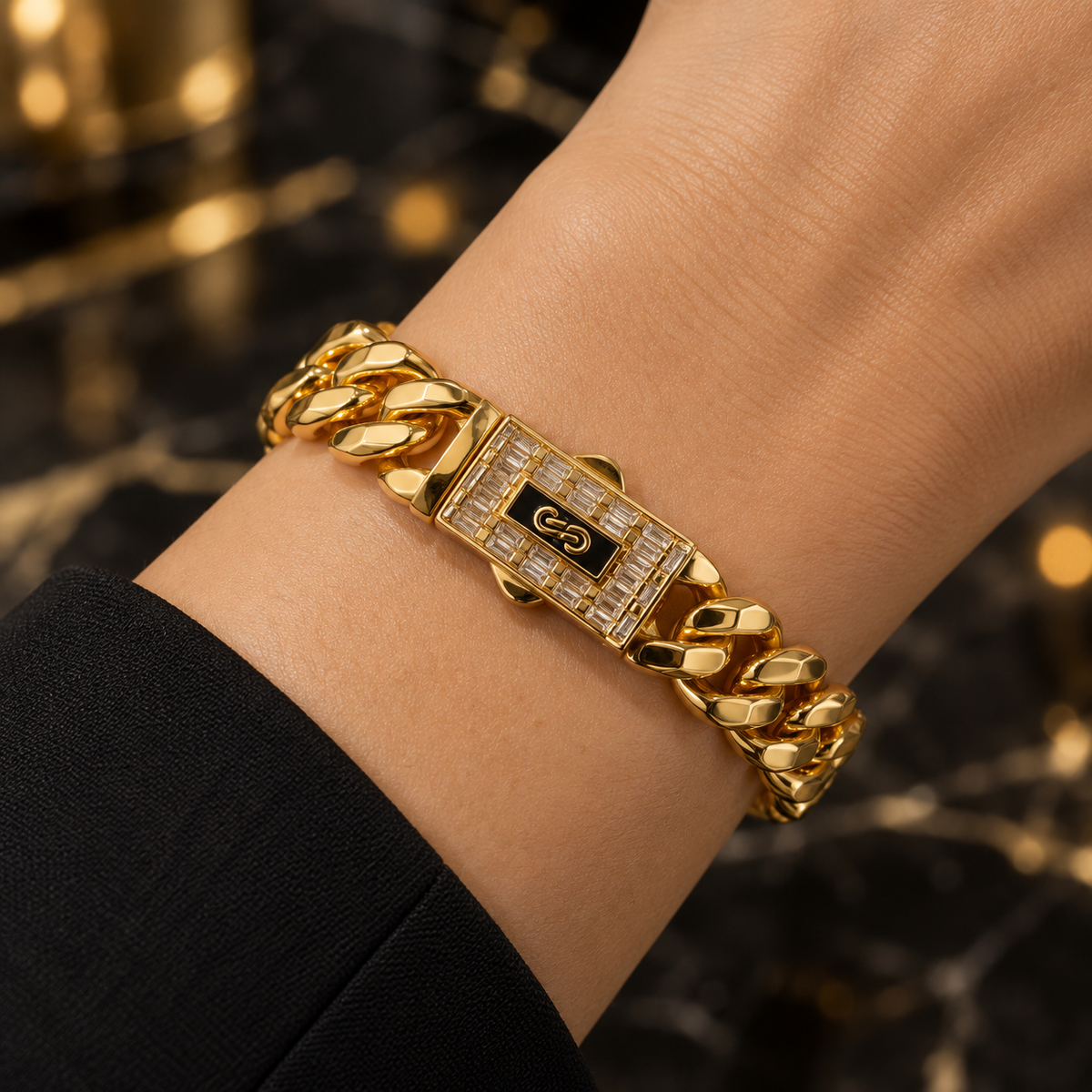 Monac-o Crystal Clasp Cuban Link Bracelet