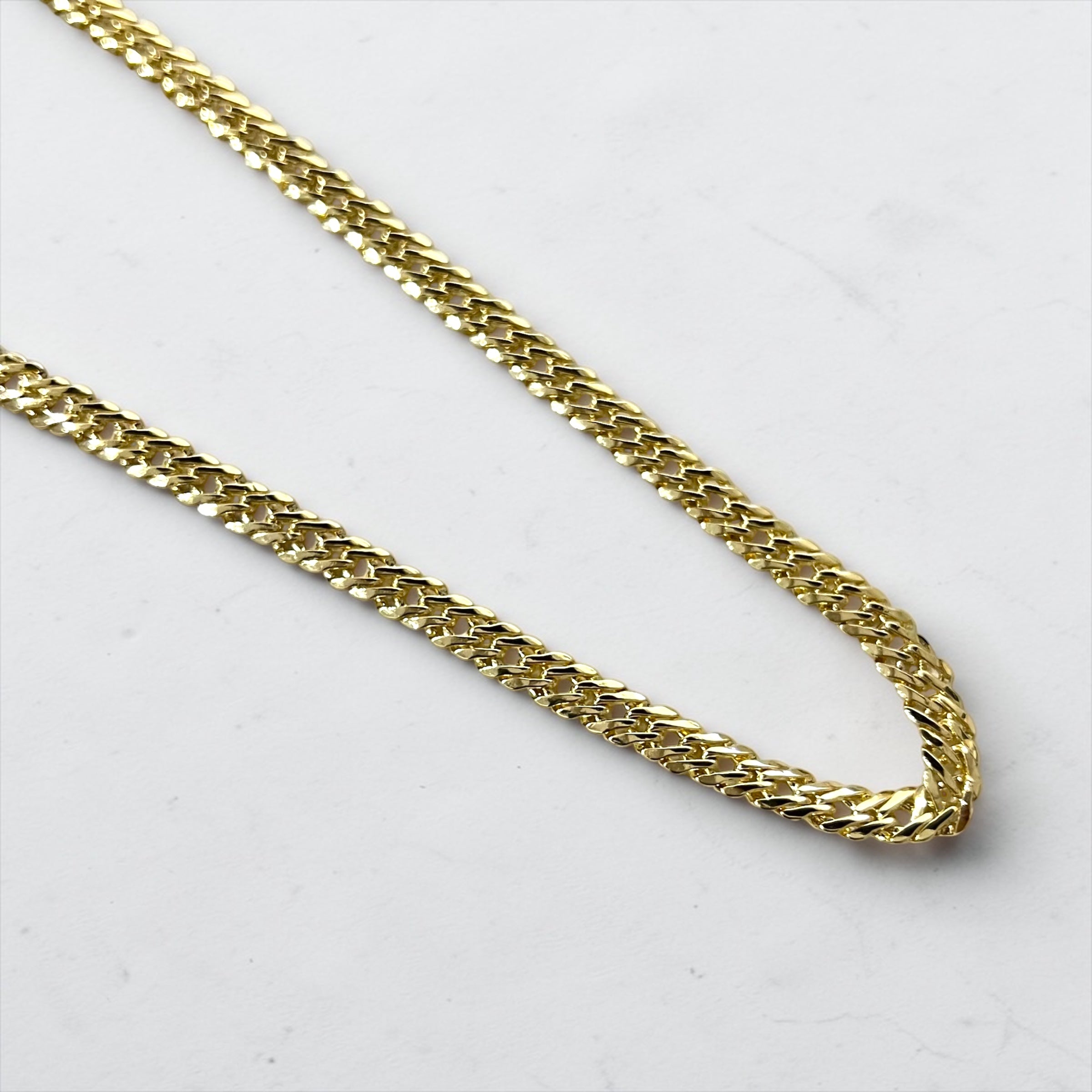 Sleek Cuban Link Chain Necklace 💛✨