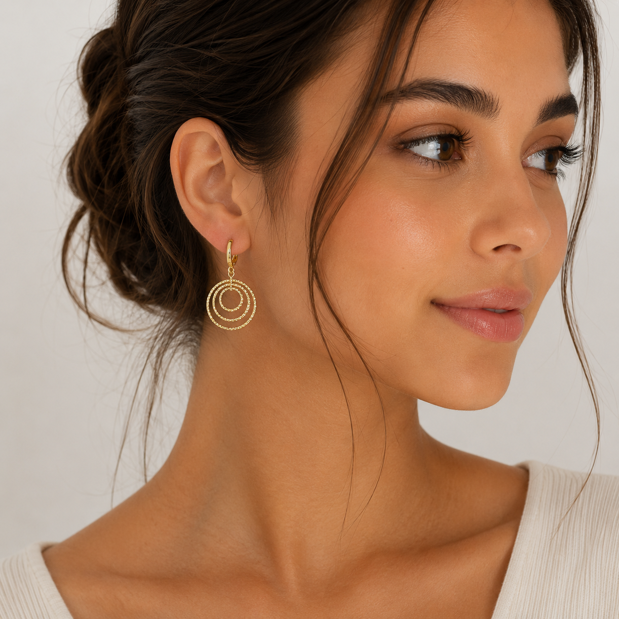 Triple Circle Drop Earrings ā Bold Radiance āØ