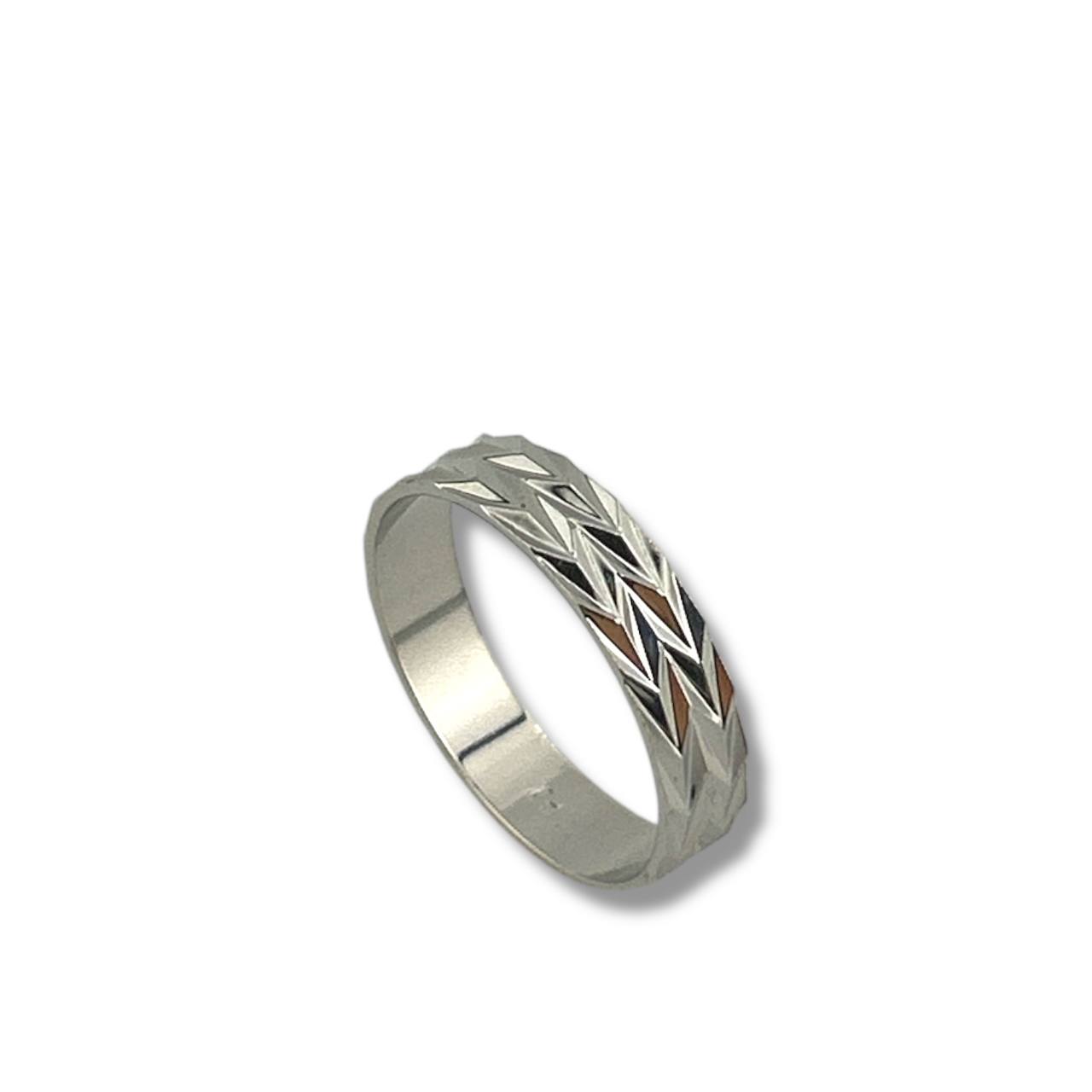 Diamond Texture Band Ring – Gold & Silver