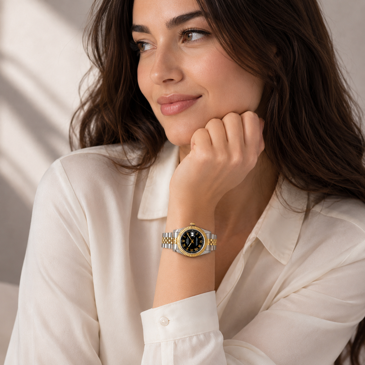 Two-Tone Black Dial Watch(woman)