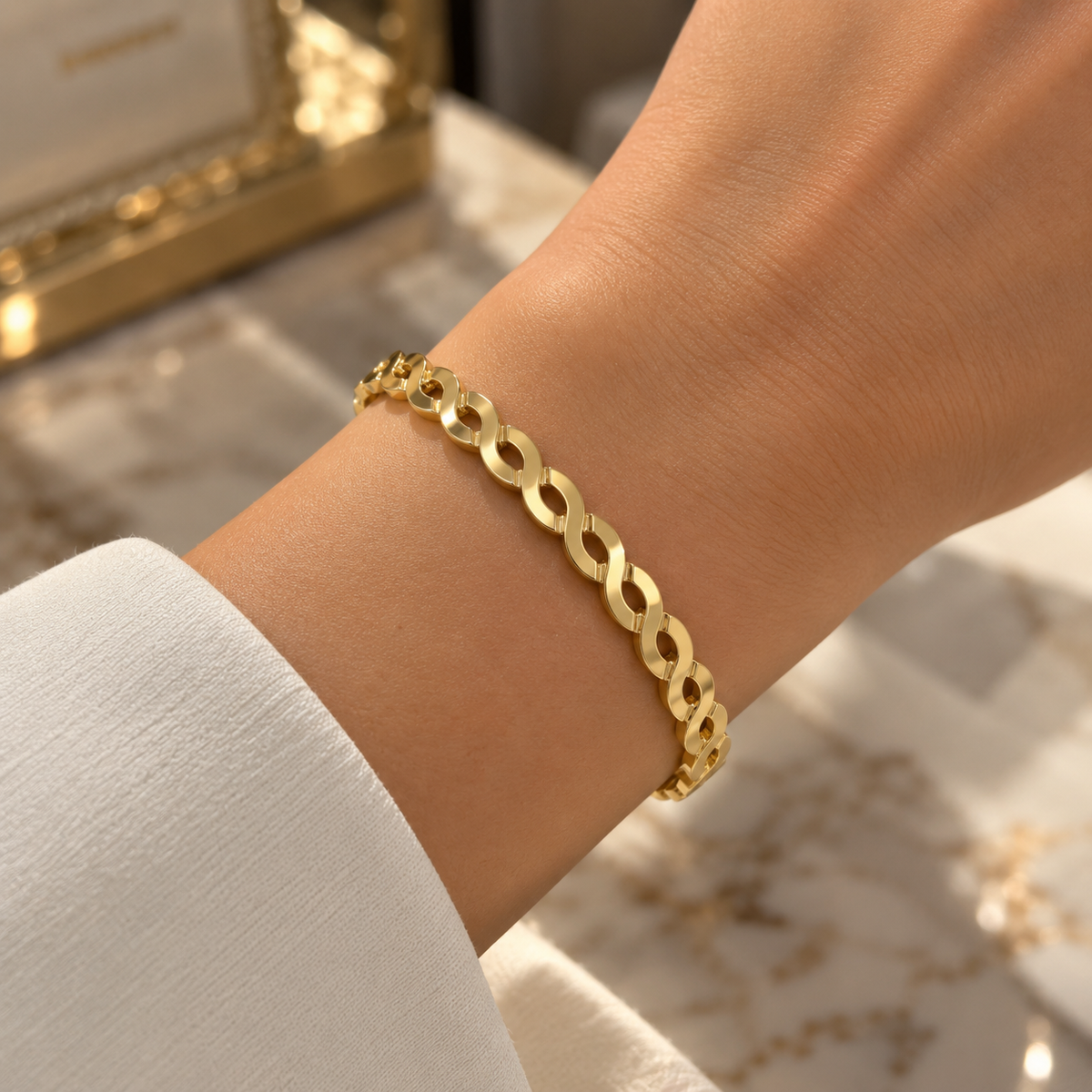 Chain Elegance Bangle