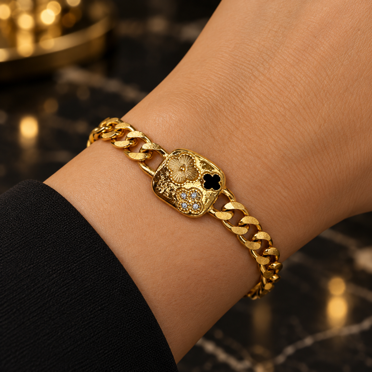 S.steel Clover Medallion Chain Bracelet