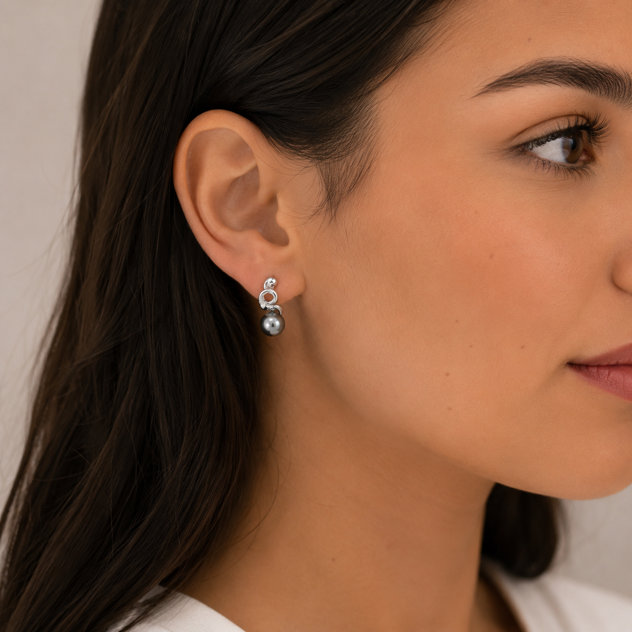 Silver Pearl Stud Earrings