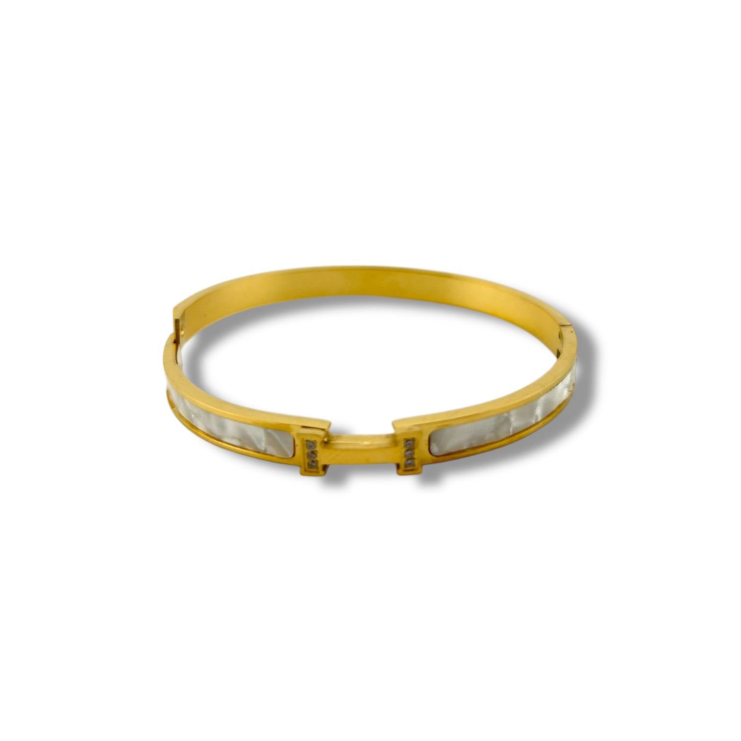 ✨ Ivory Shell H-Link BANGLE– Gold Elegance