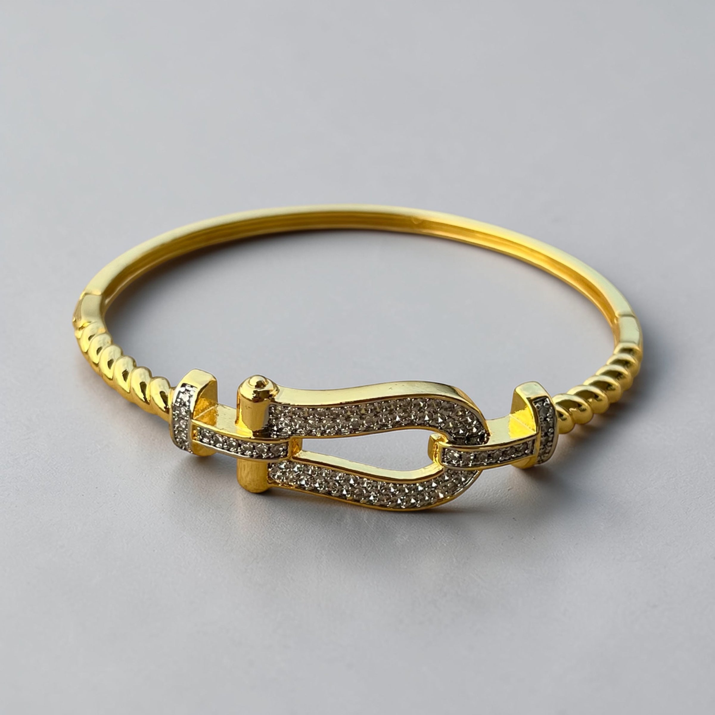 Equine Elegance Gold & Silver Link Bracelet – 18K Gold-Plated