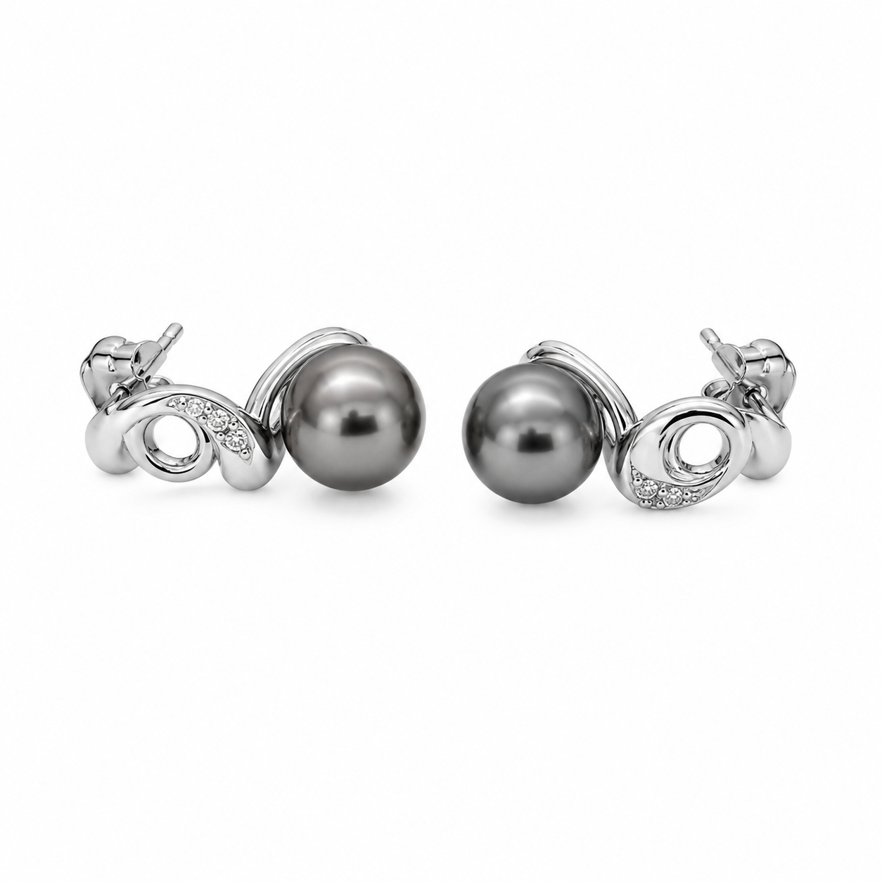 Silver Pearl Stud Earrings