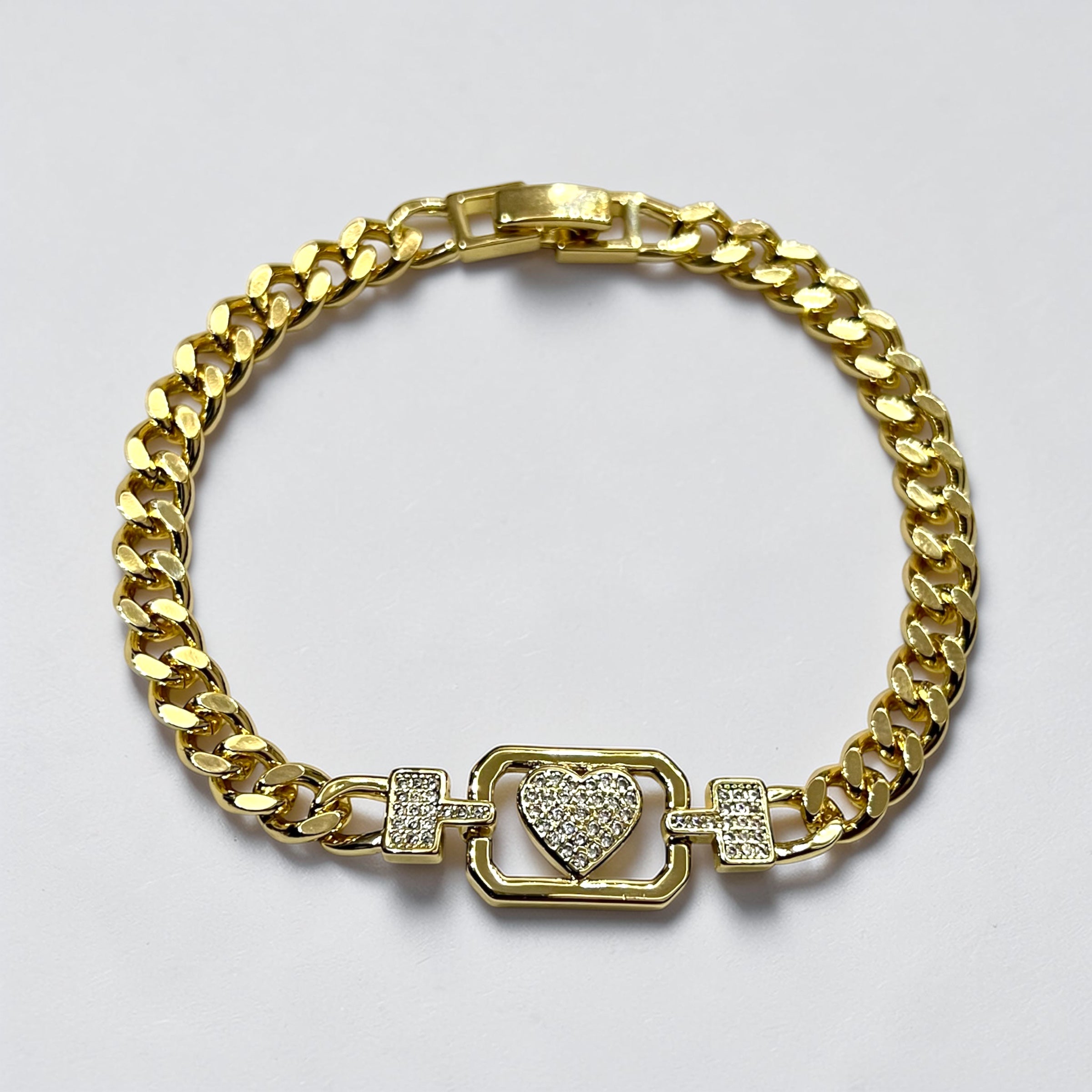 Golden Love Heart Bracelet – Sparkling Charm on Cuban Chain