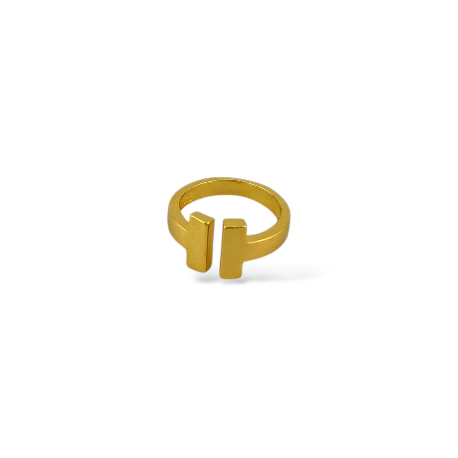 ✨ Minimalist Twin Bar Gold Ring