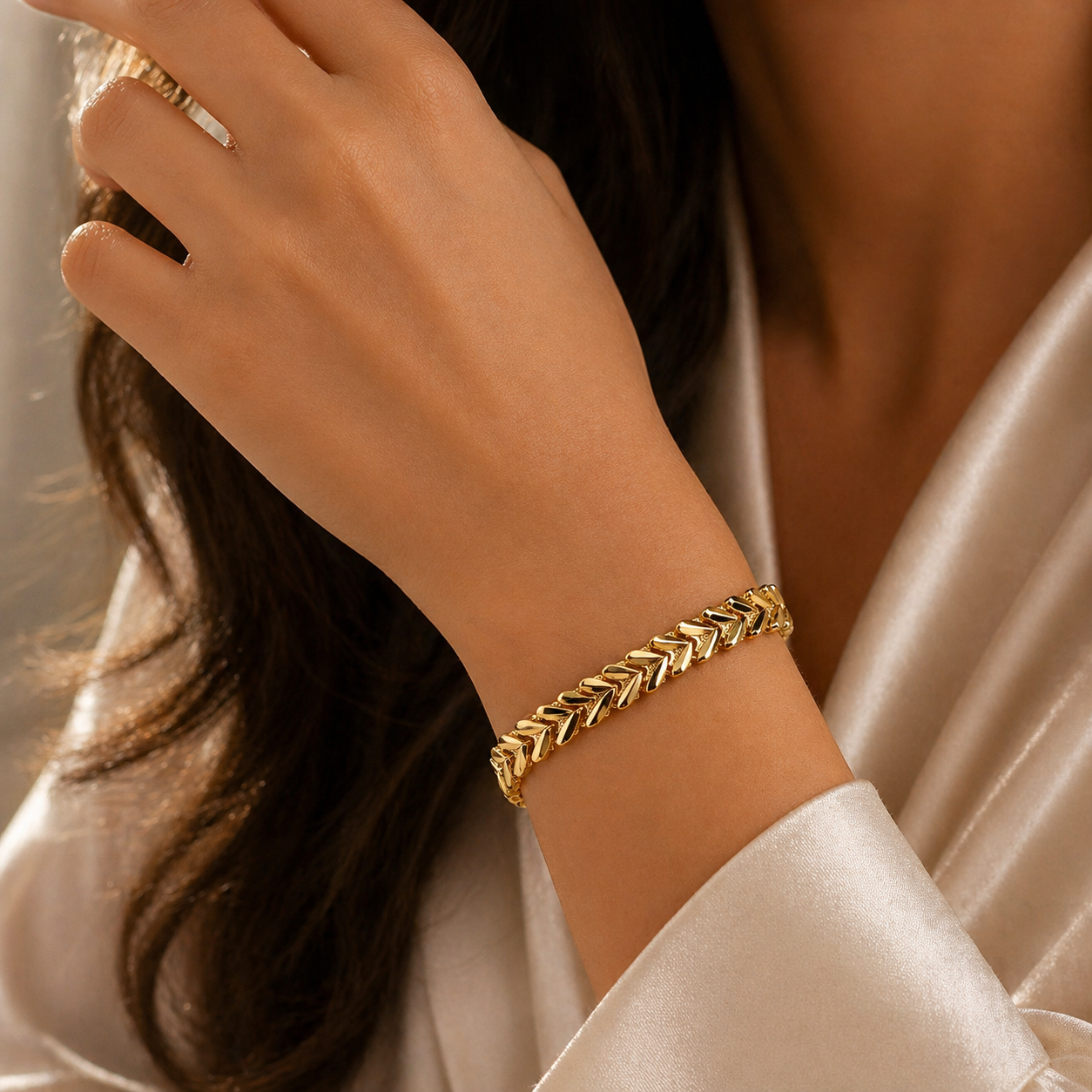 Wheat Sleek Chevron Link Gold Bracelet