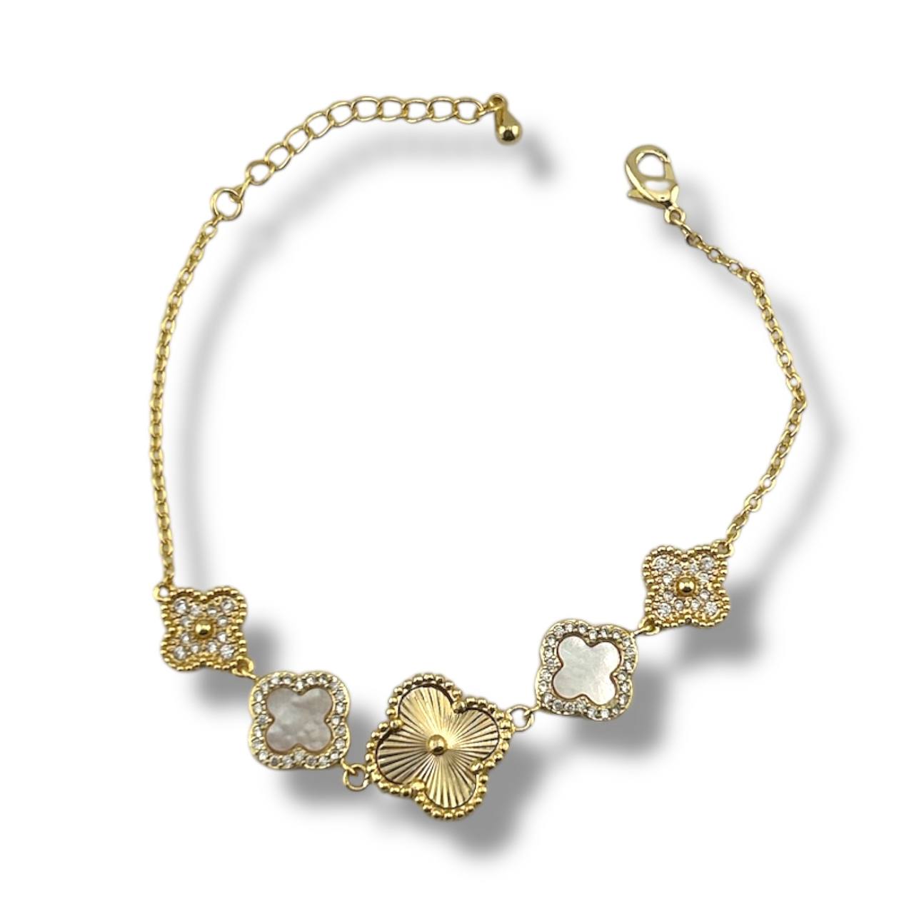 Poshewix Five-Charm Clover Bracelet