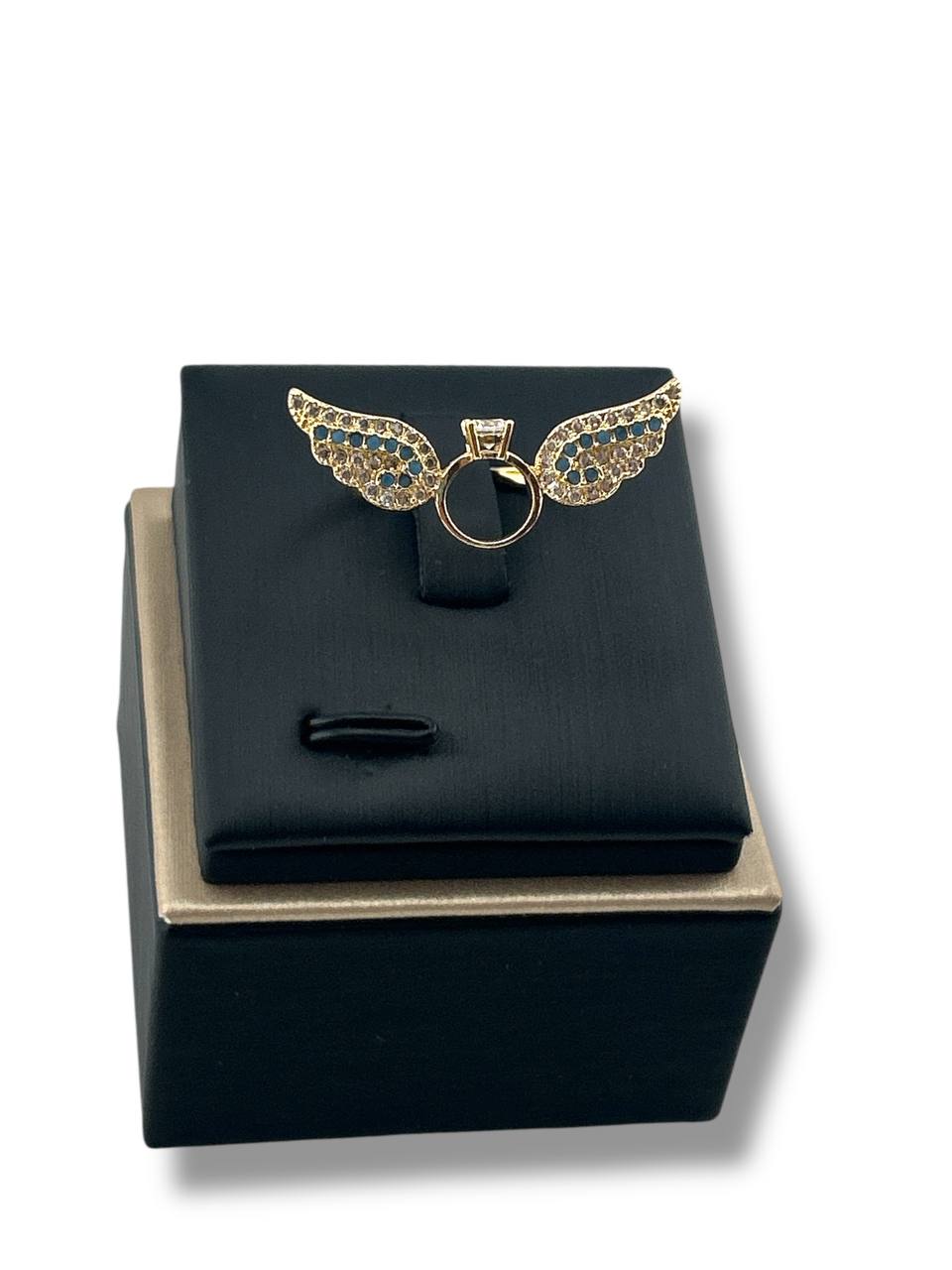 Golden Winged Halo Ring – Gold