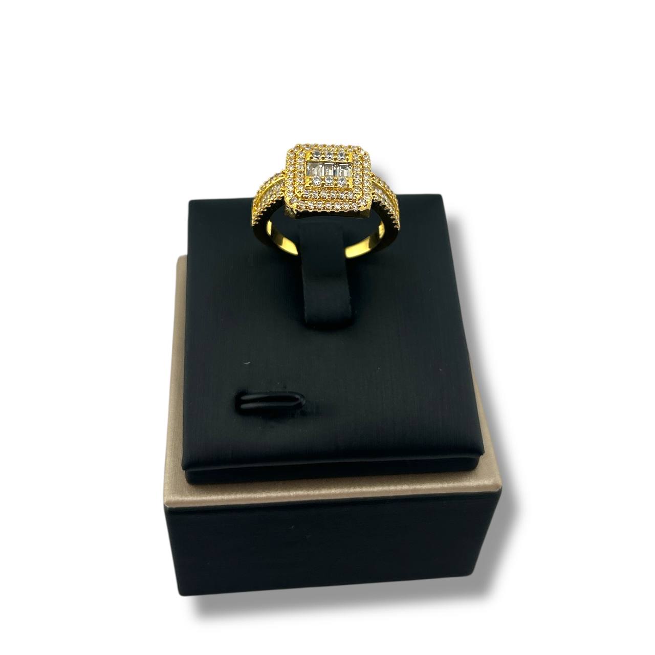 Diamond Prism Ring – Gold