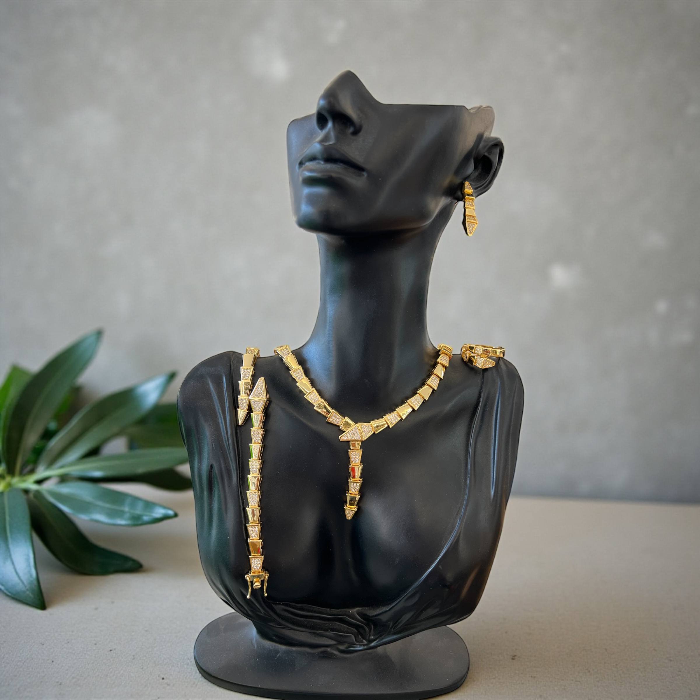 Bvulgari Royal Serpent Luxe Jewelry Set ✨