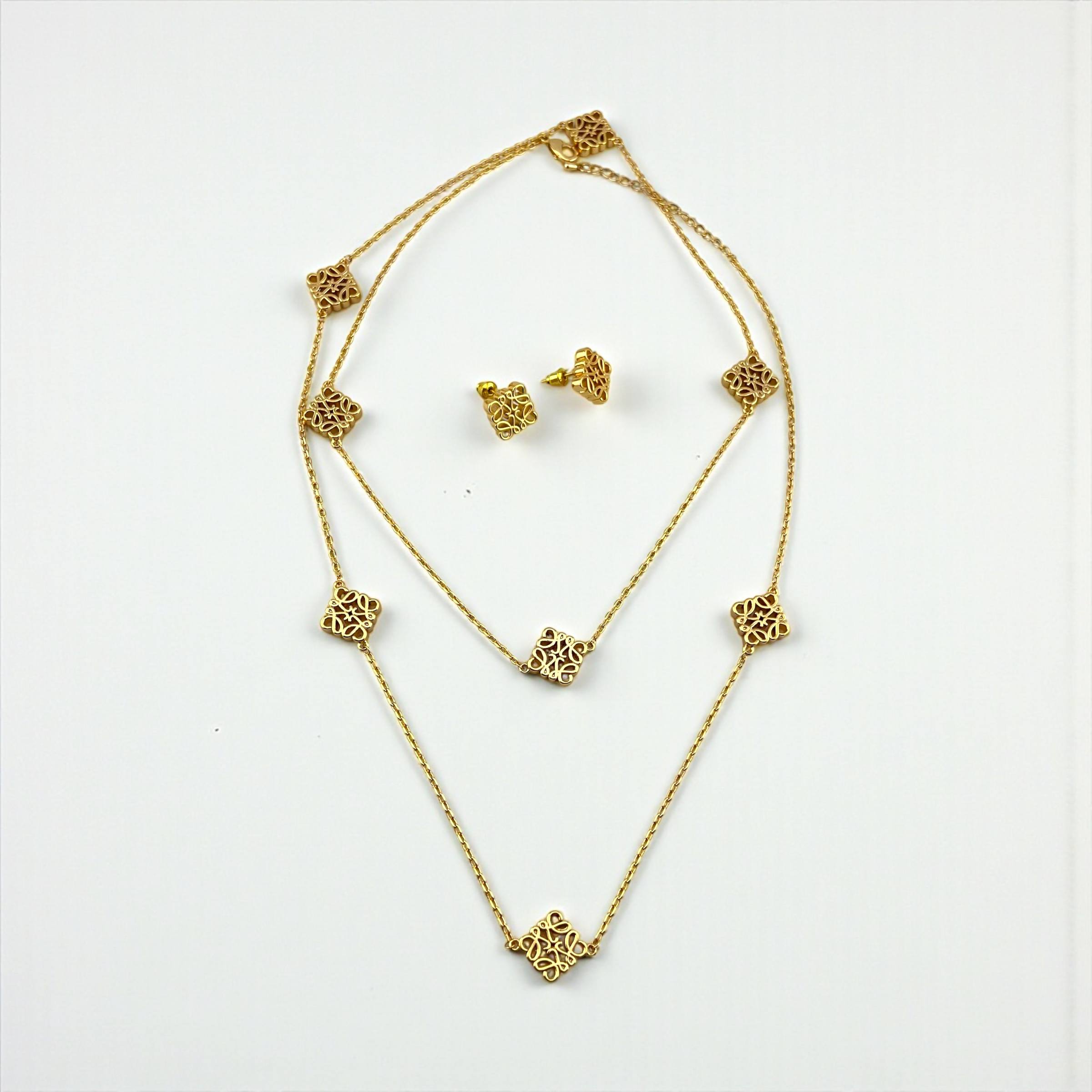 loewe set(necklace and earrings)