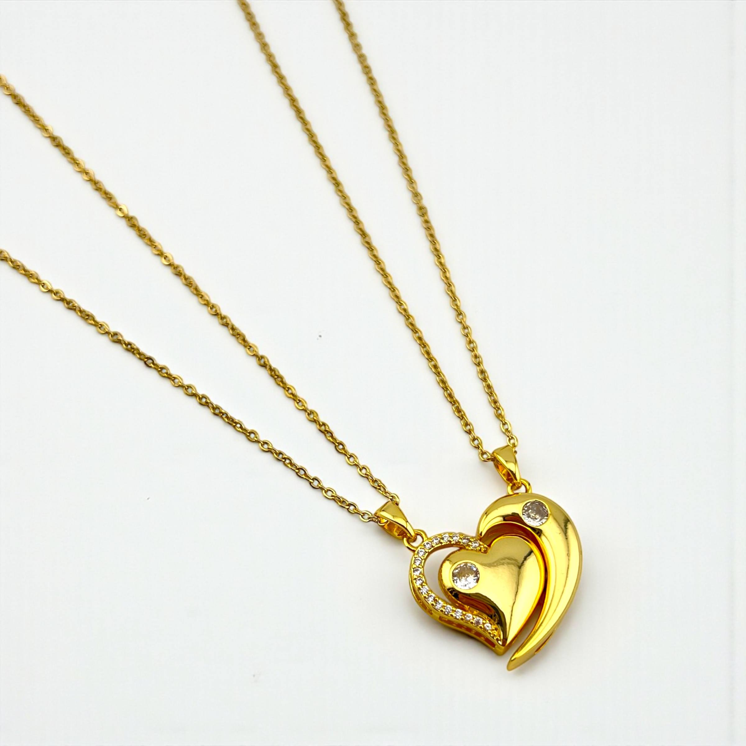Magnetic Heart Duo Necklace-for him and her 💛🧲