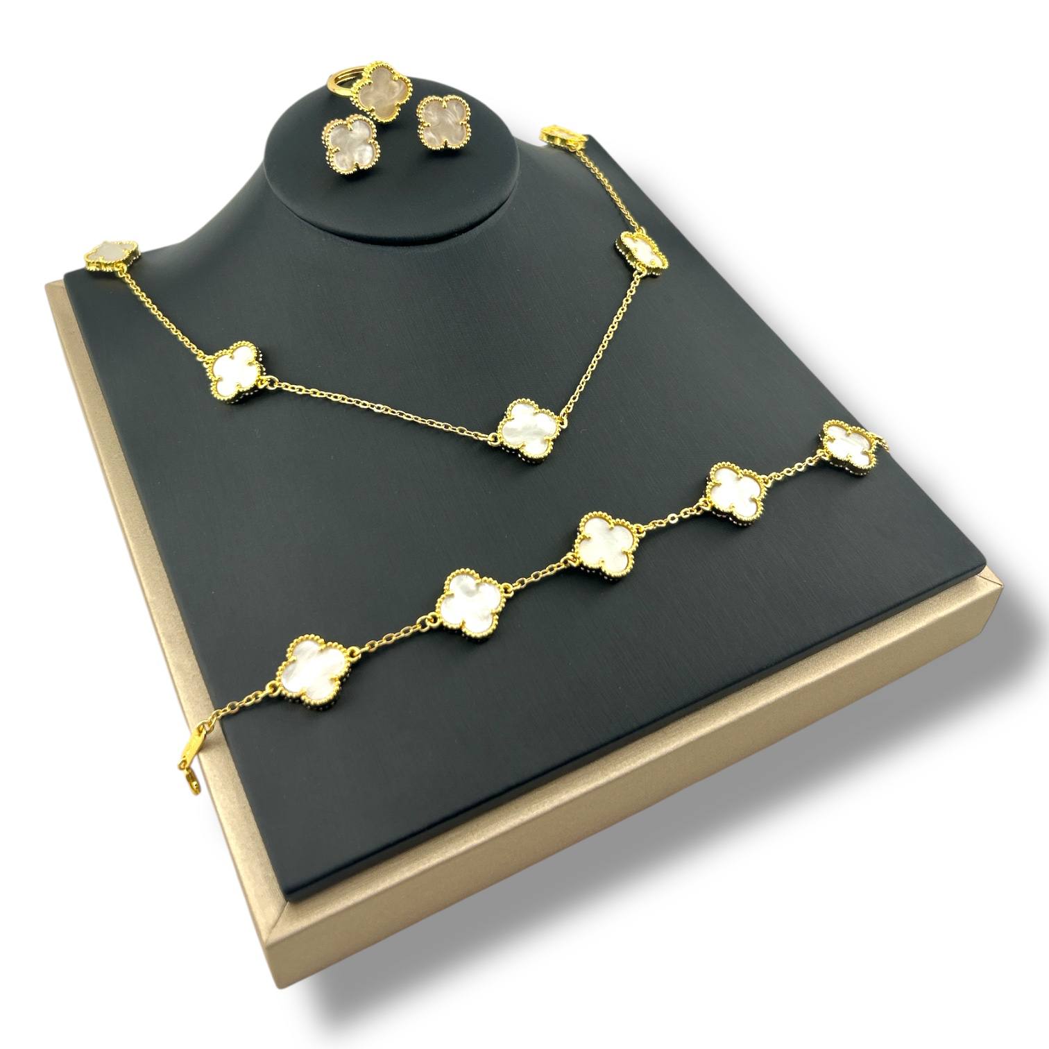 Blossom Set – Necklace, Bracelet, Ring & Earrings