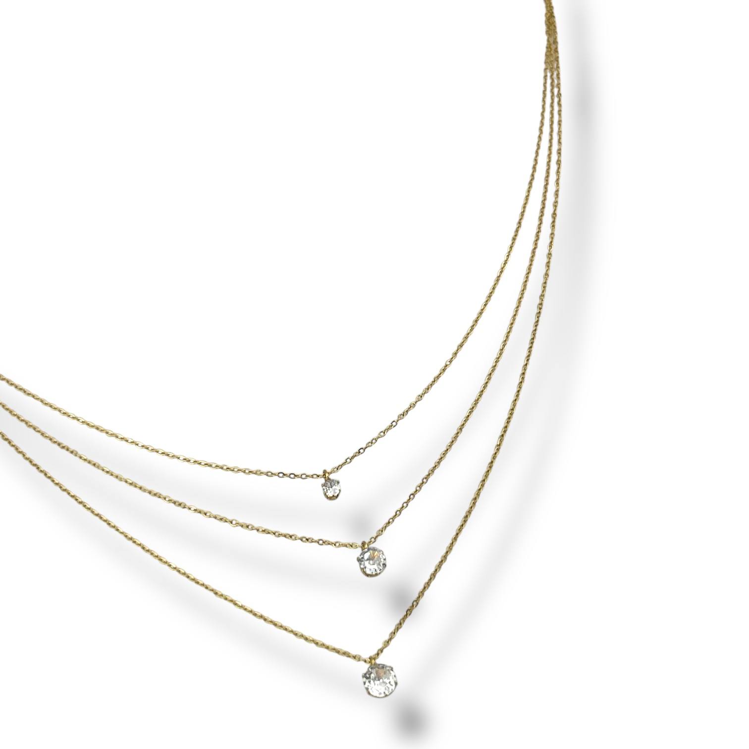 ✨ Triple Crystal Drop Necklace – 18K Gold-Plated