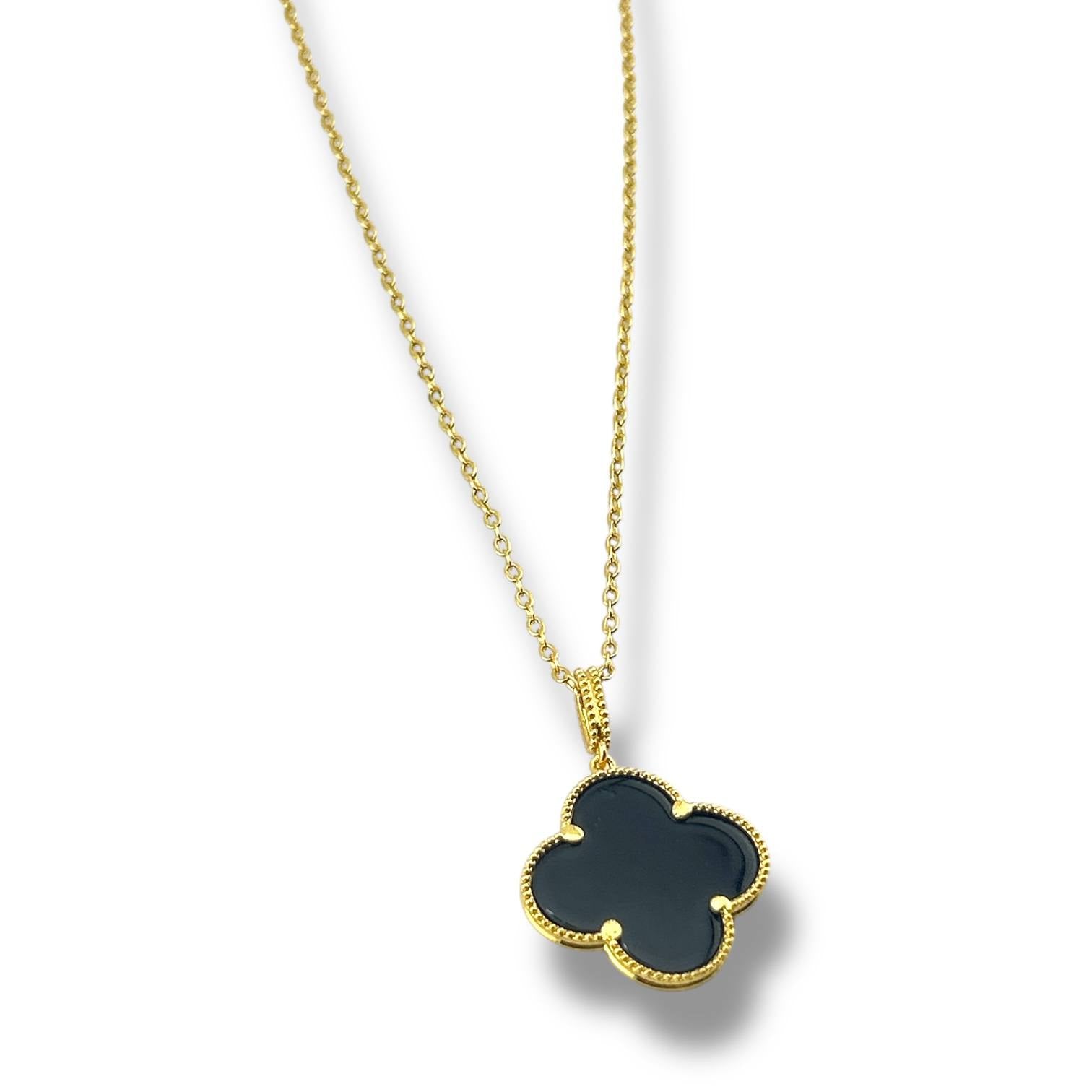 Pearl Clover Pendant Necklace – 18K Gold-Plated