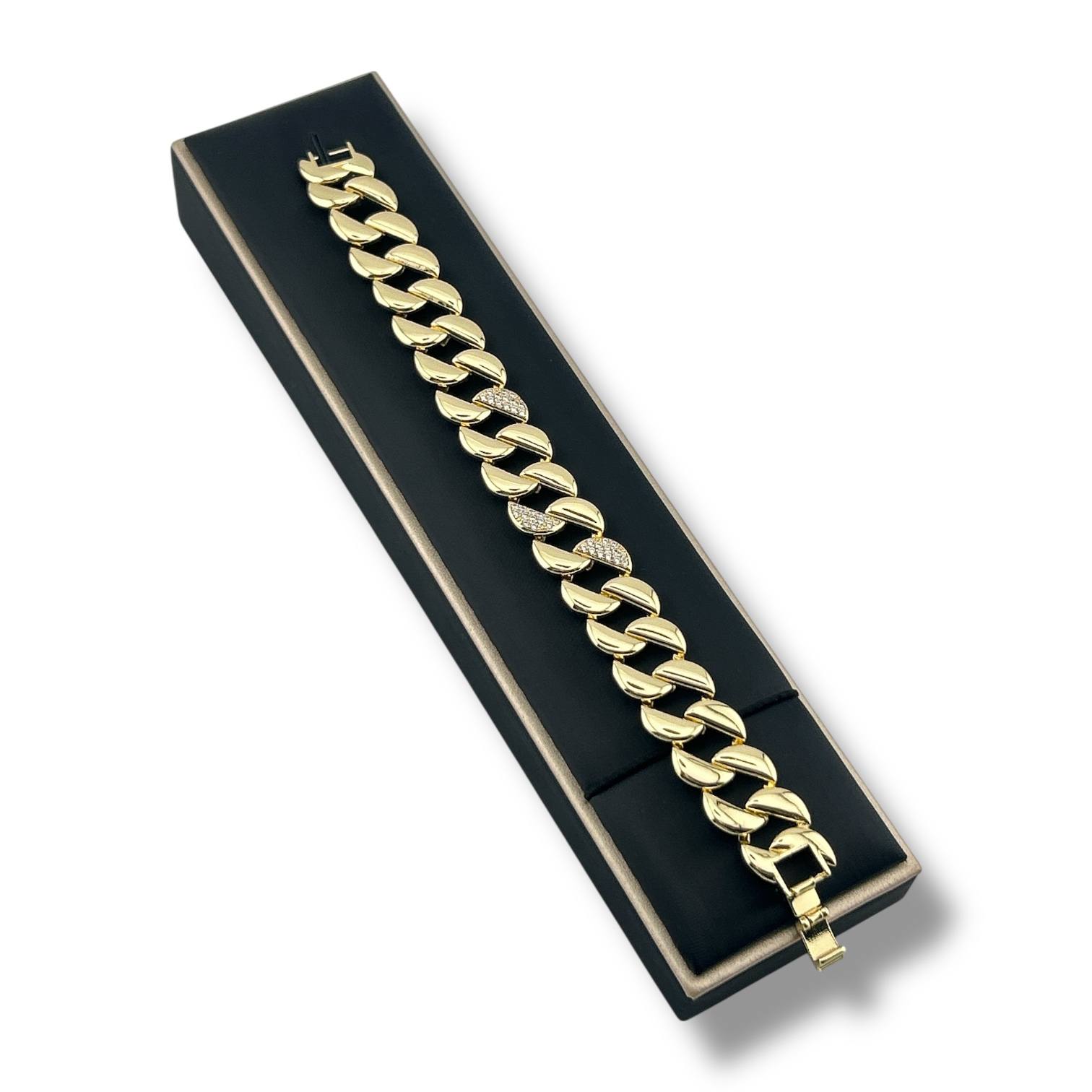 Sleek Gold Link Bracelet with ID Plate