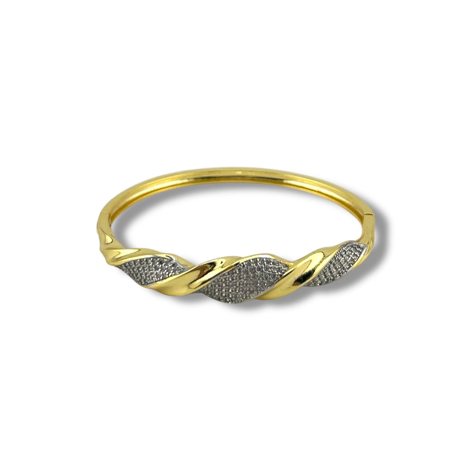 Twisted Pavé Gold Bangle – Soft Sparkle