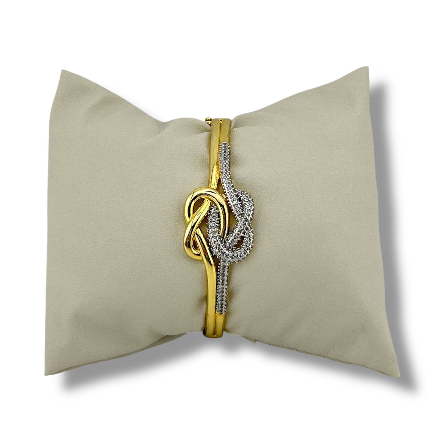 Gold Infinity Knot Pavé Bangle – Symbol of Endless Love