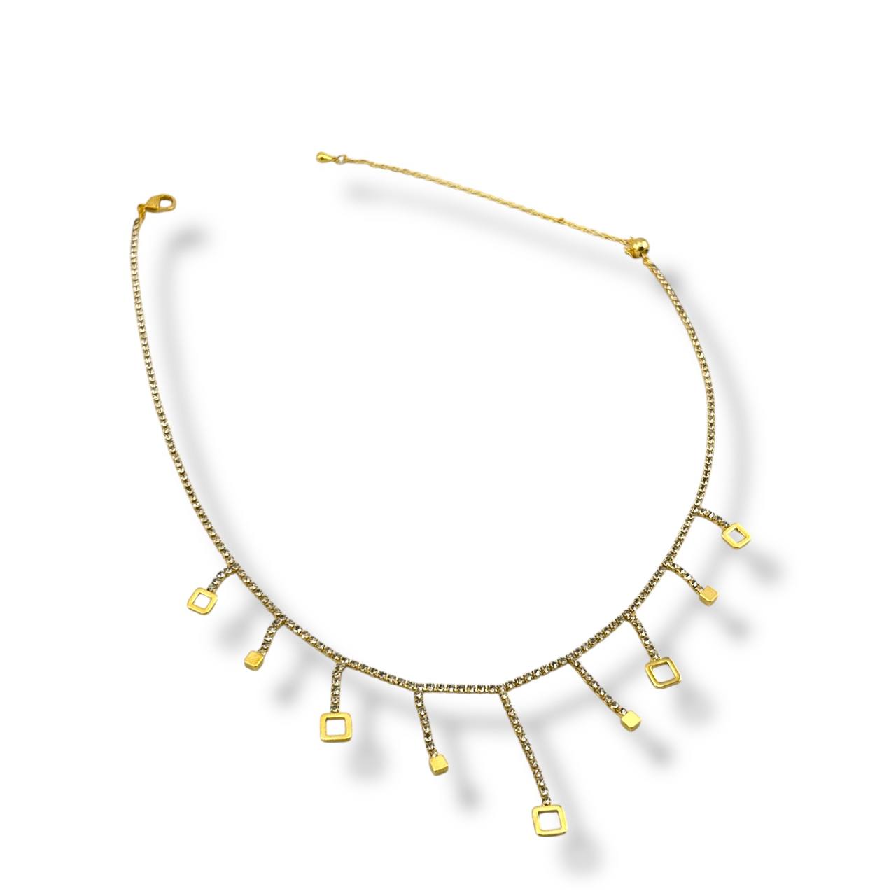 💛 Geometric Charm Necklace – Minimal Gold Elegance