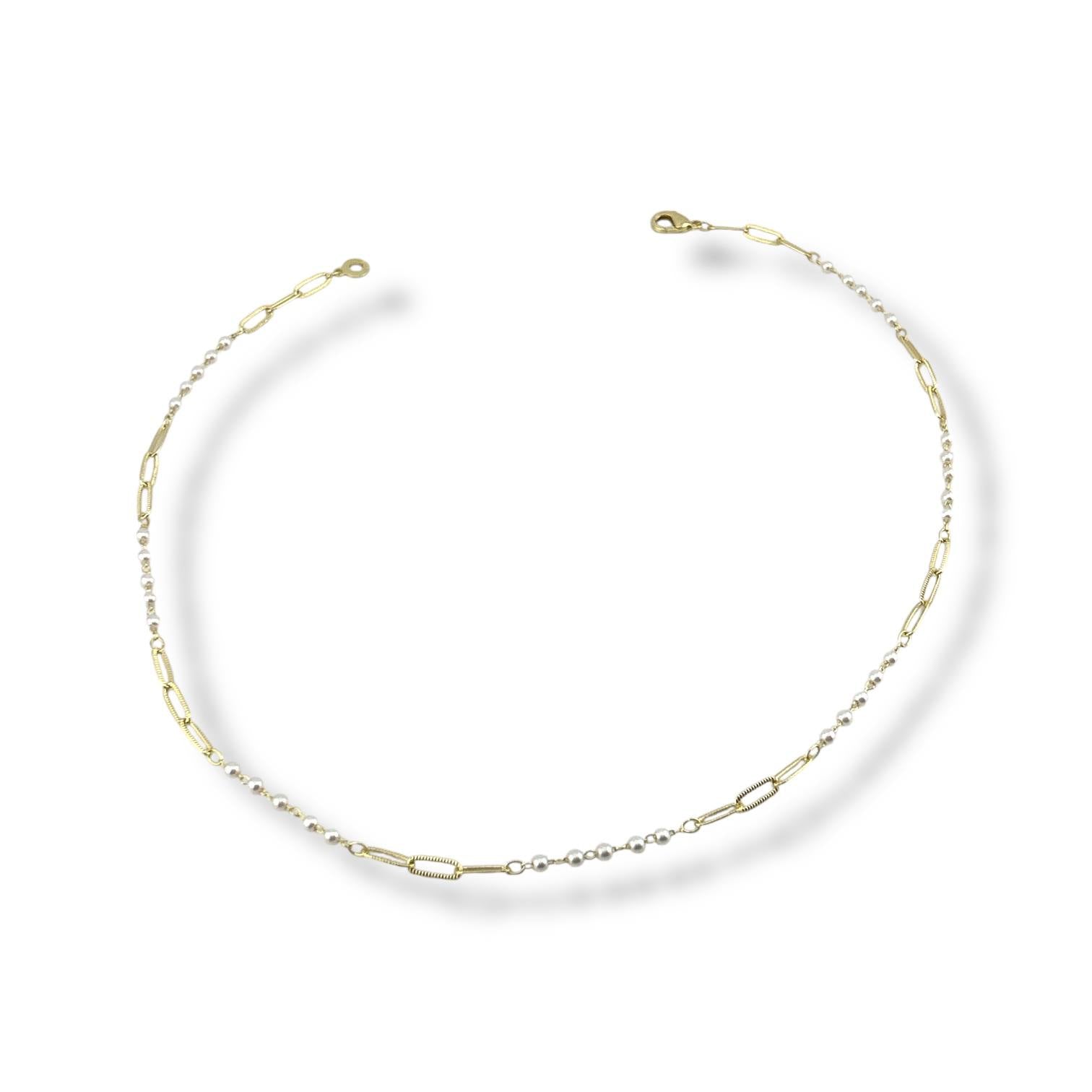 Dual-Tone Gold & Pearl Link Necklace – Elegant Fusion of Modern and Classic 🌟🤍✨