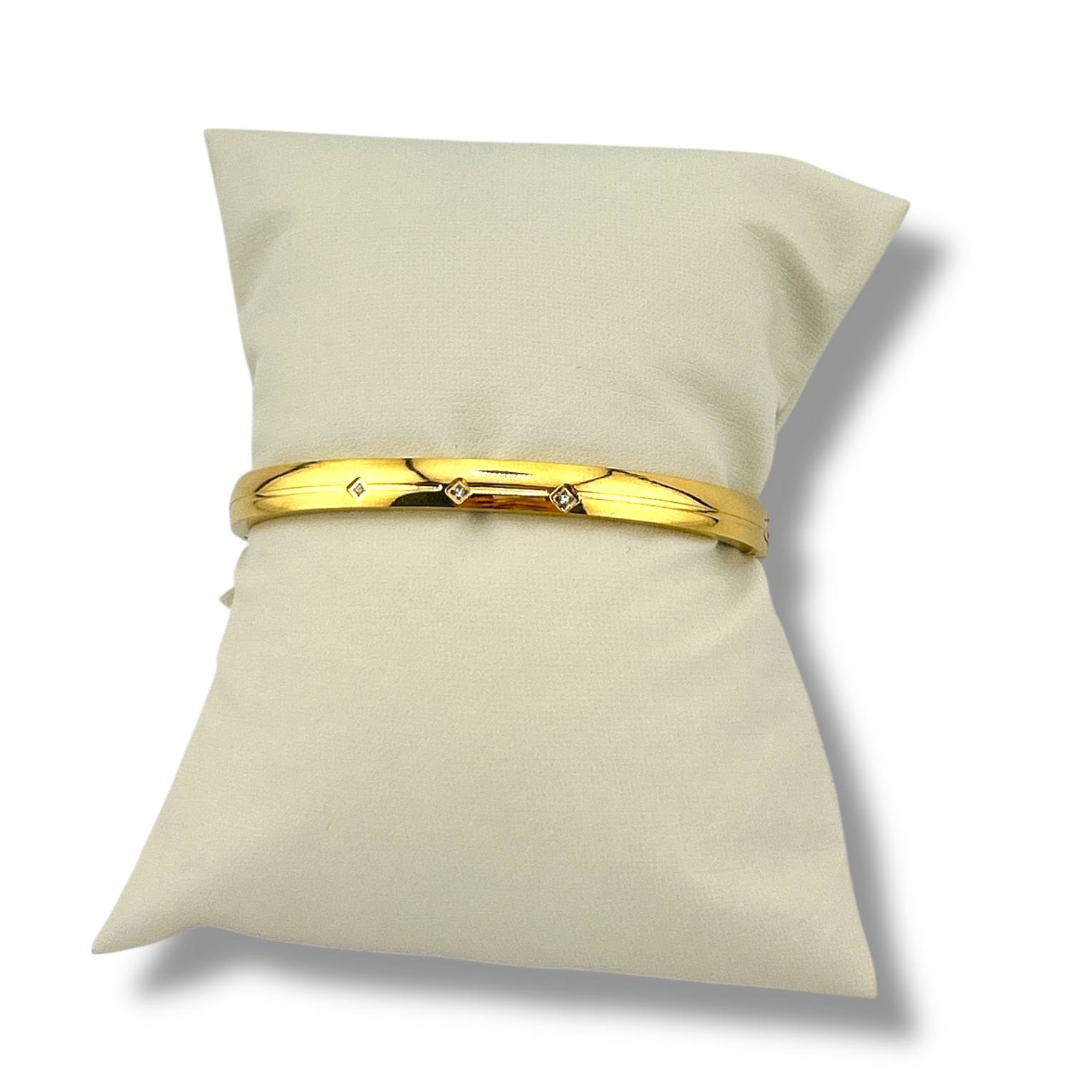 💫 Golden Minimal Spark Bangle