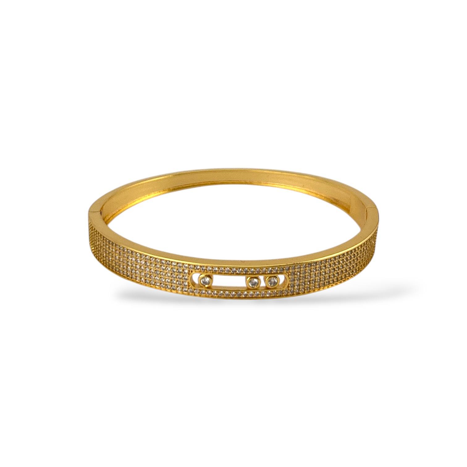 Gold Pavé Crystal Bangle – Luxury Sparkling Bracelet