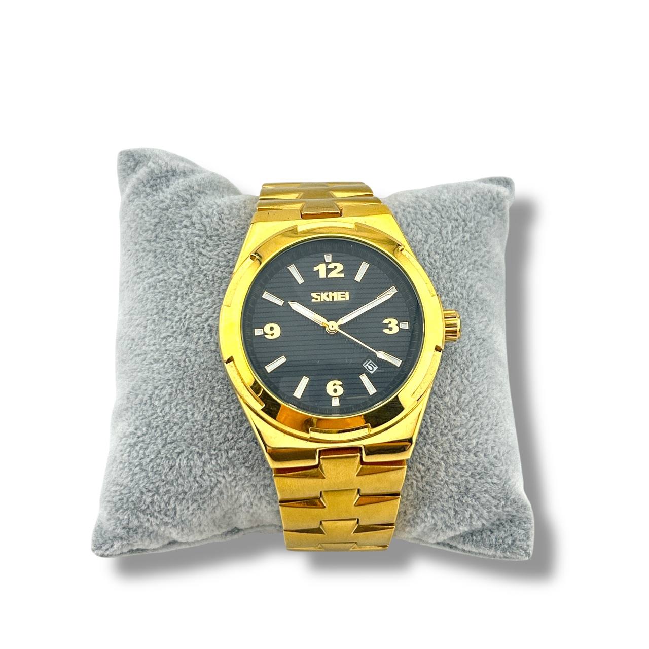 SKMEI Men’s Quartz Watch – Gold Case with Blue Dial