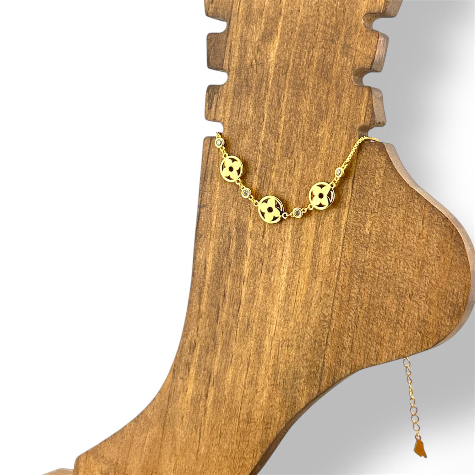 Golden Circle Charm Anklet