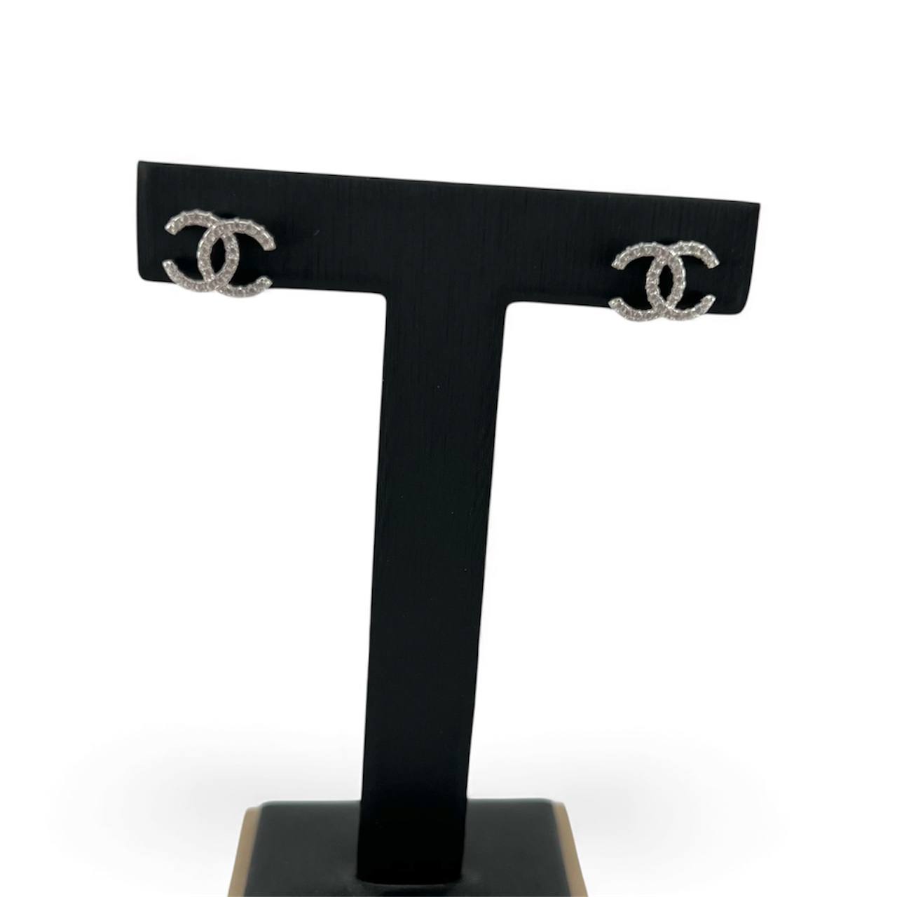 Silver 925 Chanel crystal earrings āØ