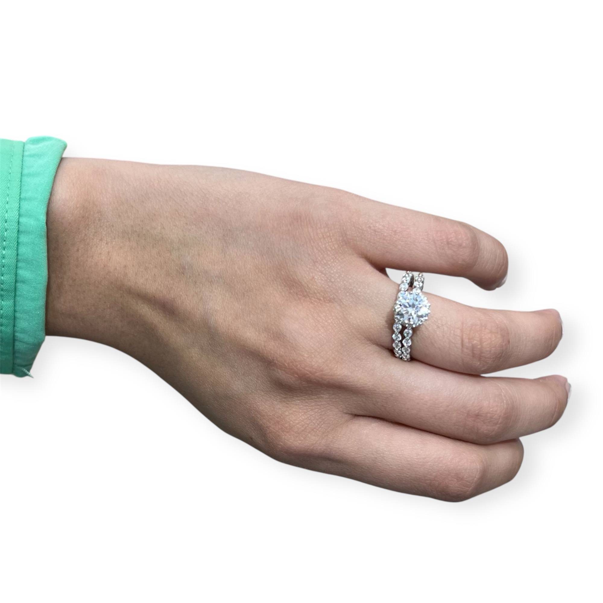 Silver 925 Twin Radiance Ring Set ā Silver Crystal Duo