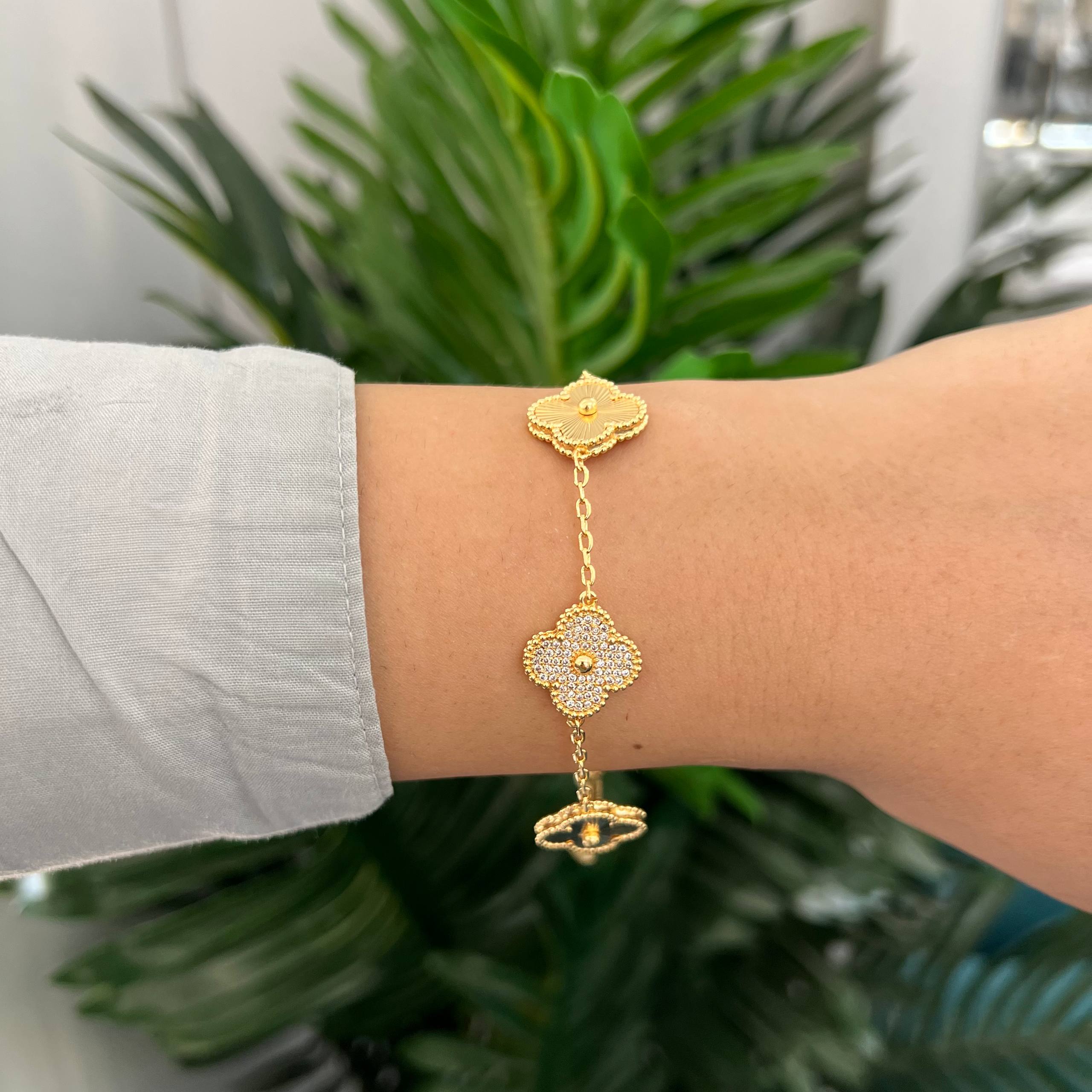 strass VanCleef Elegance Bracelet ā Gold & Silver Tones