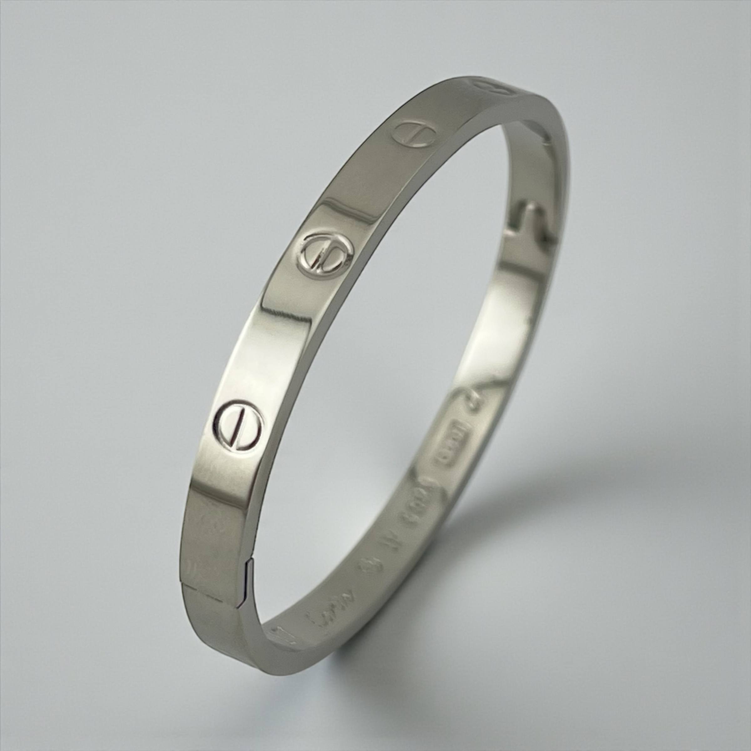 Fadar Cartier silver color bangle 🤍