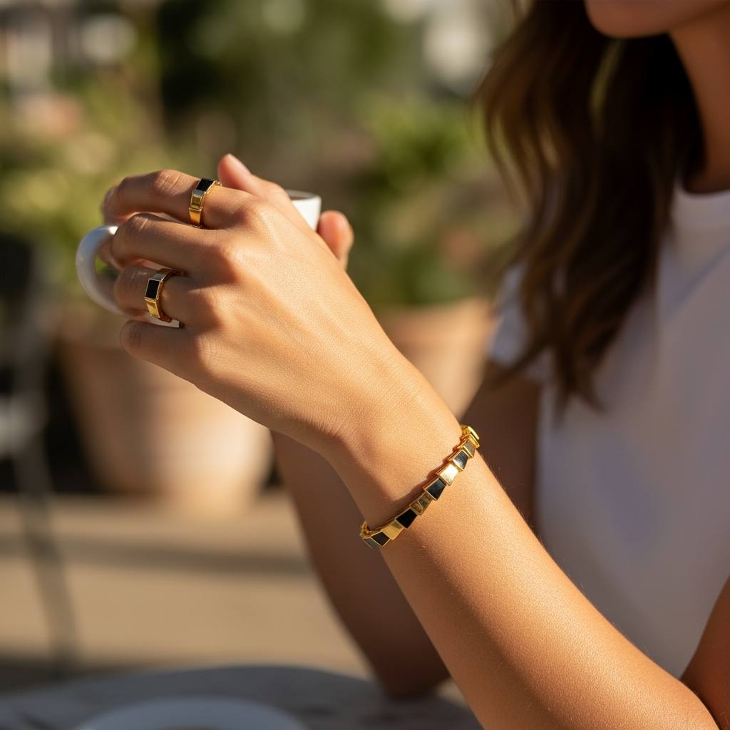 “Serpent Noir Set” – Black Enamel Edition ✨