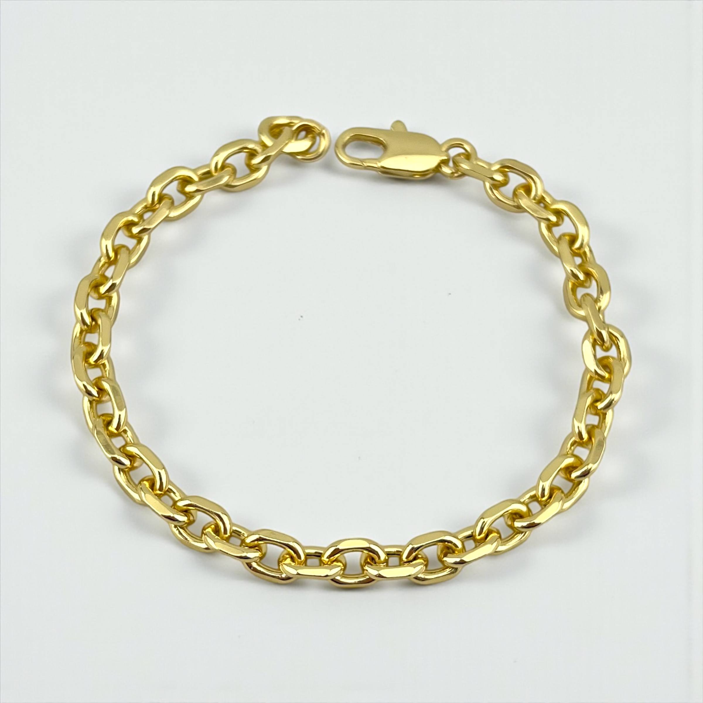 Classic Gold Link Chain Bracelet 🔗