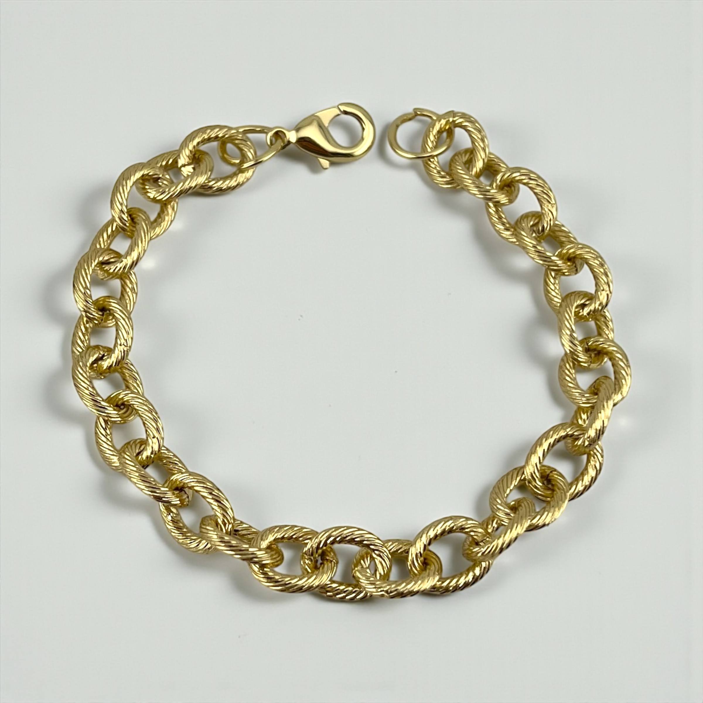 chain Link Gold Bracelet 🔗