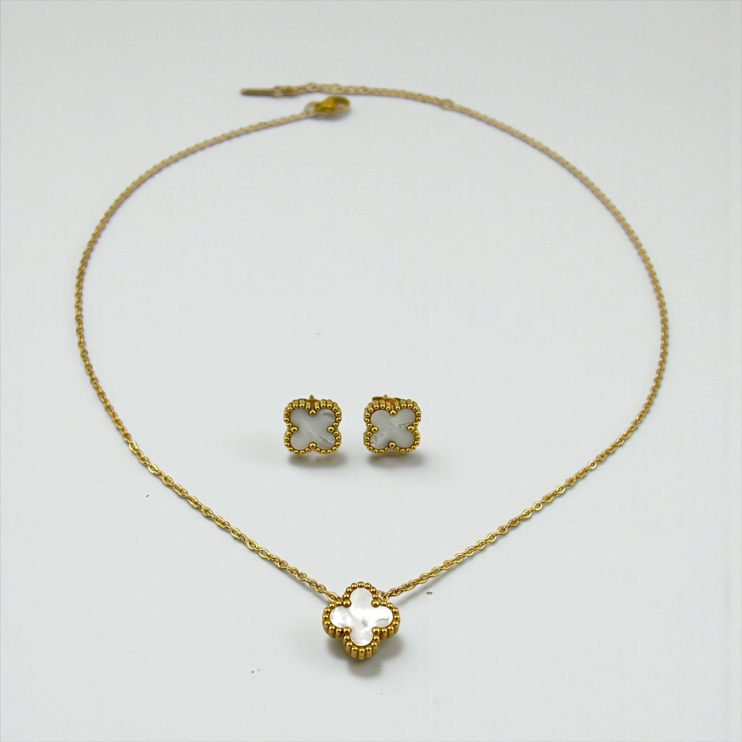 VANCLEEF Clover Set โ Graceful & Chic