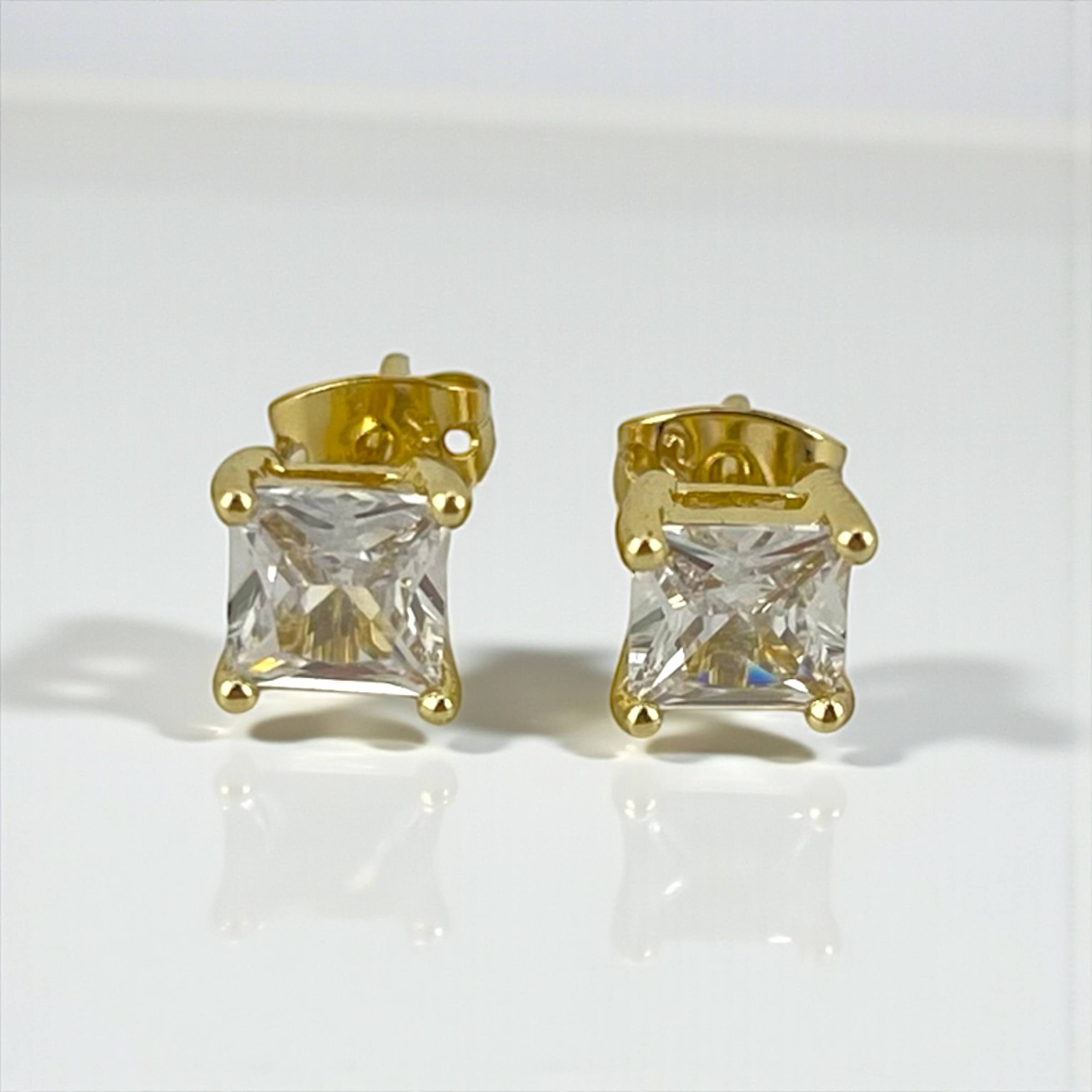 Square-Cut Stud gold Earrings – Gold Plated & Hypoallergenic