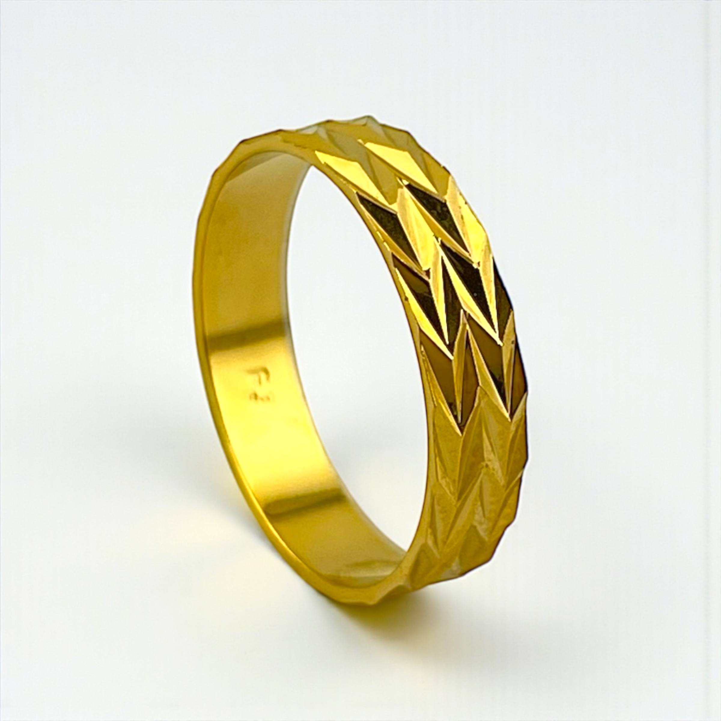 Wedding ring Diamond Texture Band Ring β Gold & Silver