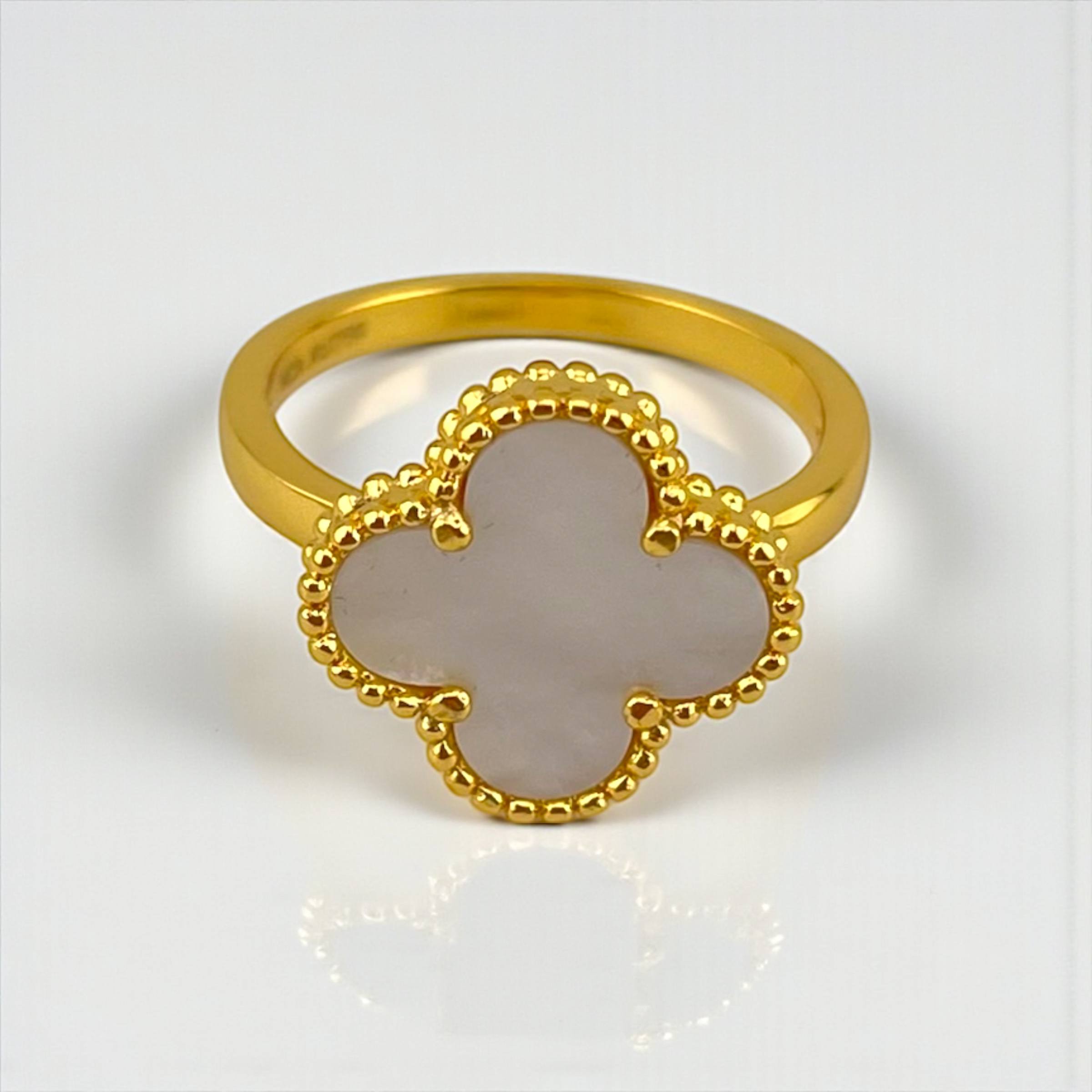VIP vancleef Ring – Gold-Plated Elegance