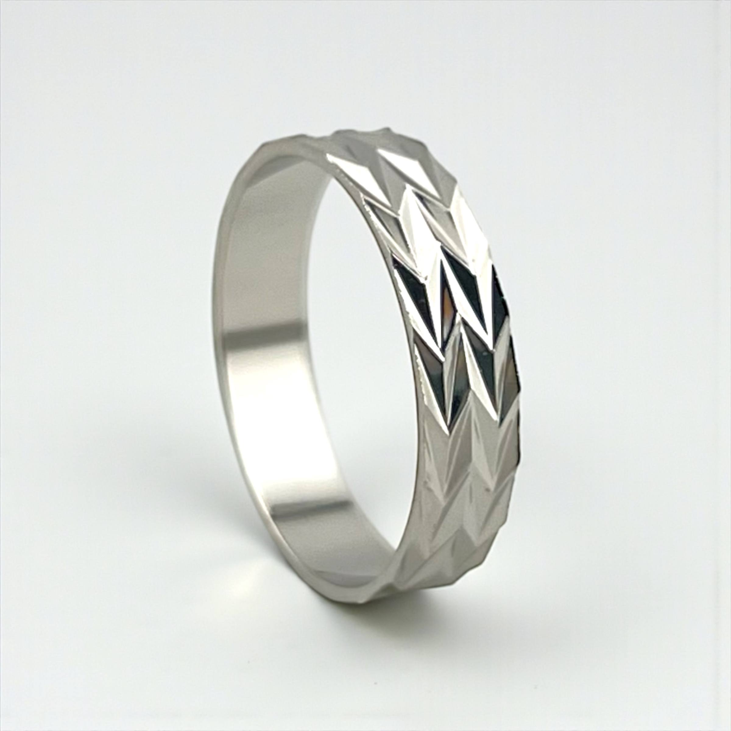 Wedding ring Diamond Texture Band Ring β Gold & Silver